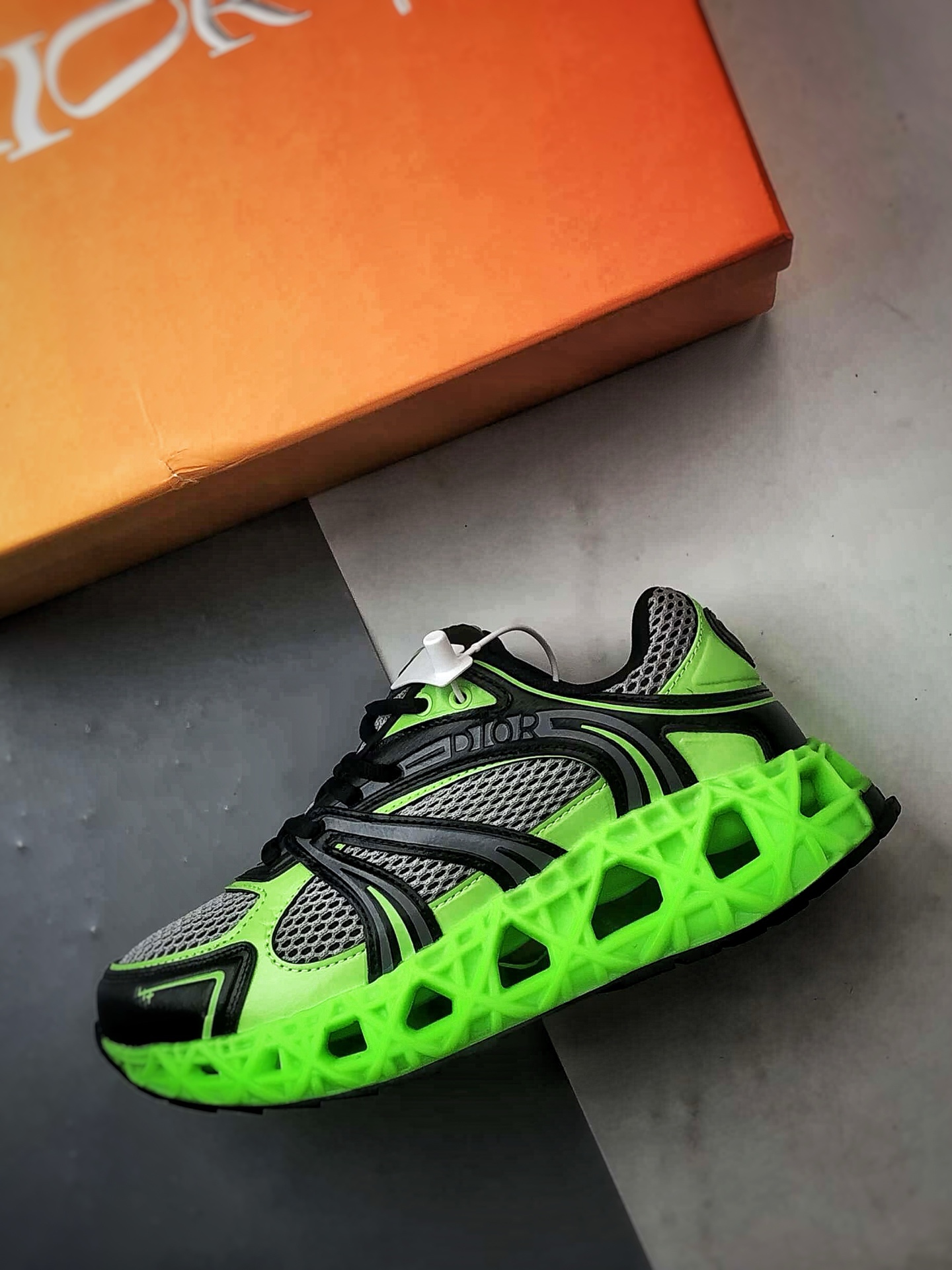 420 广东纯原大厂出品 顶级版本 Dior B35 NXXT Sneakers 黑绿 B35胶囊系列镂空厚底藤格纹运动老爹鞋