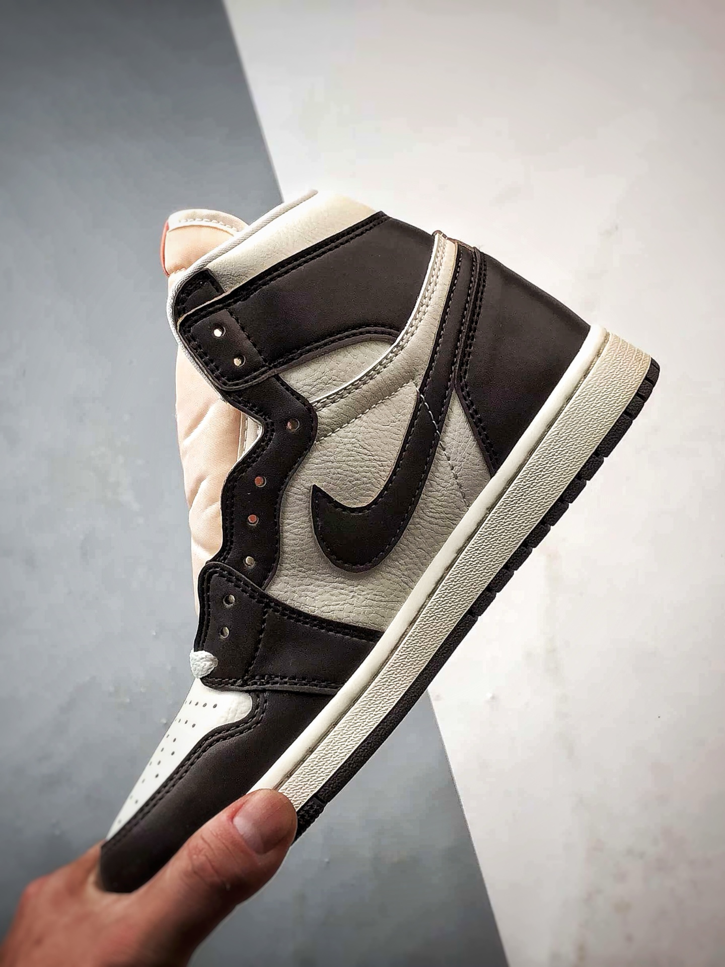 Air Jordan 1 High 白棕 FD2596-200
