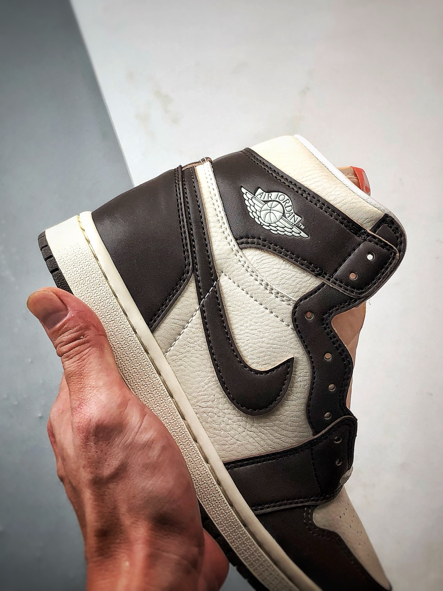 Air Jordan 1 High 白棕 FD2596-200