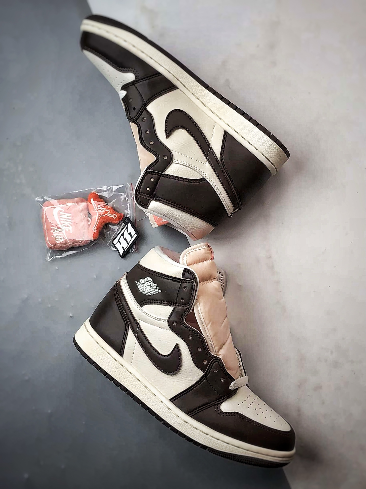 Air Jordan 1 High 白棕 FD2596-200