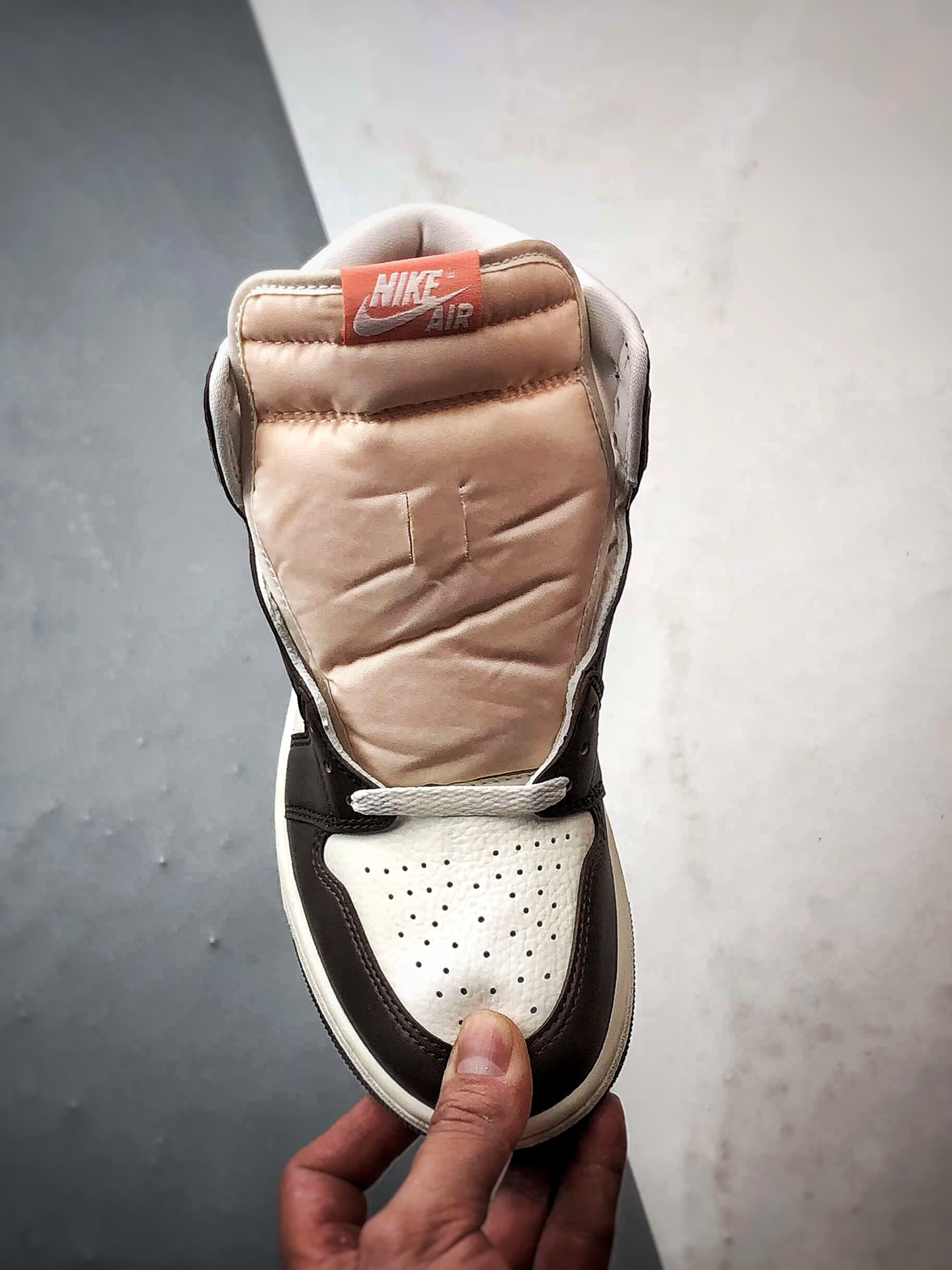 Air Jordan 1 High 白棕 FD2596-200