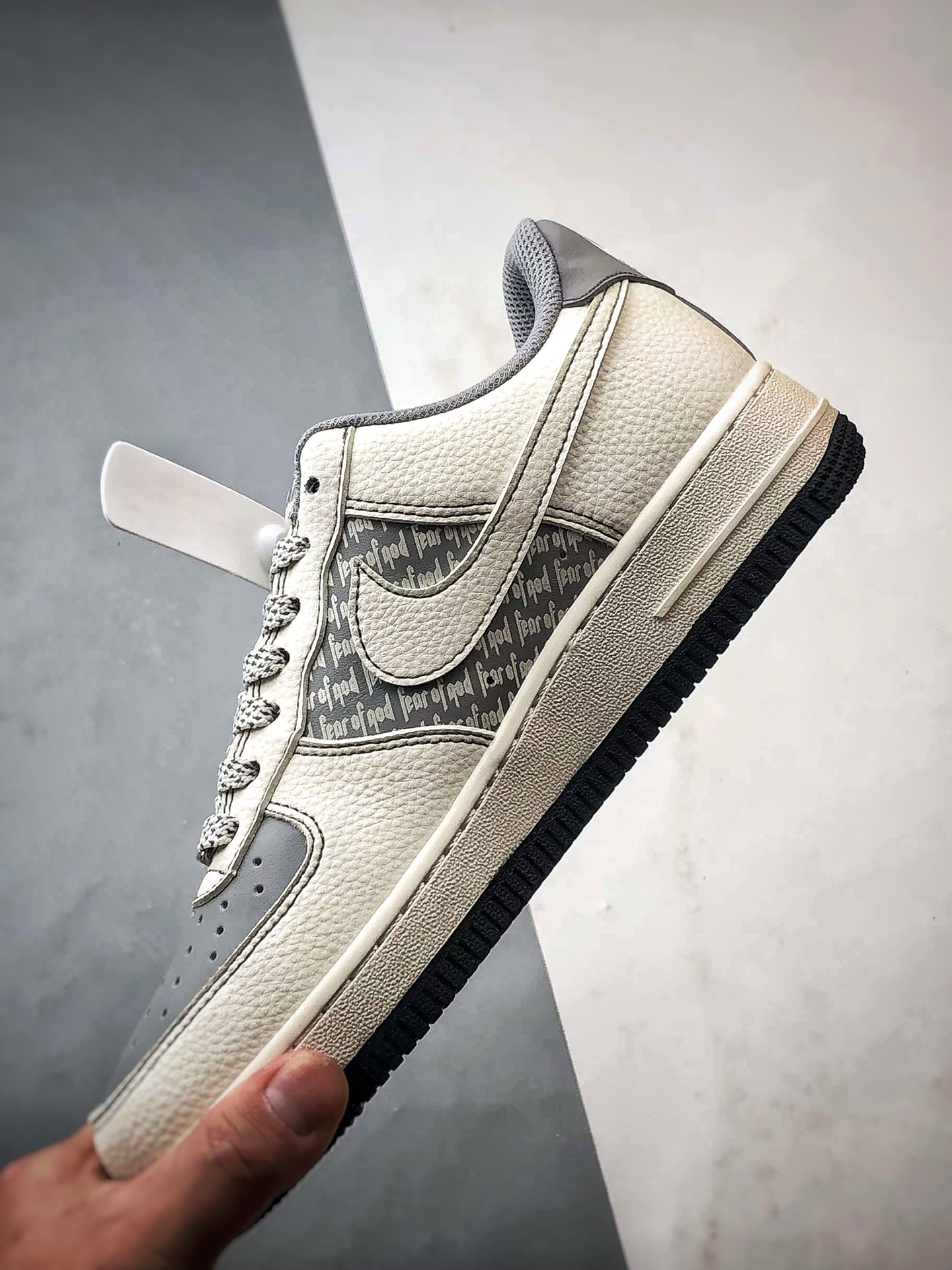 Fx Air Force 1 Low 印字米白灰 JP1628-008