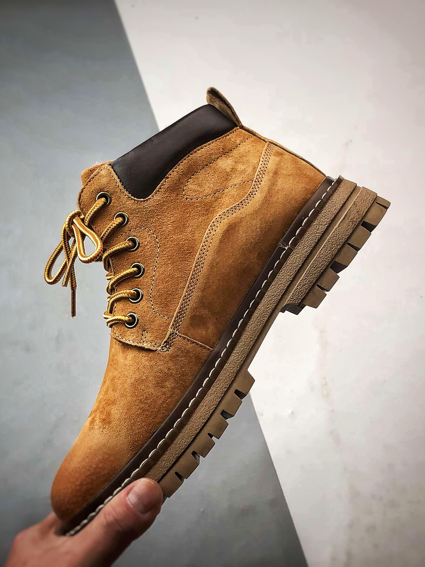 320 Timberland 添柏岚/天伯伦 秋冬新品 户外加绒休闲大黄靴 TB10069-1