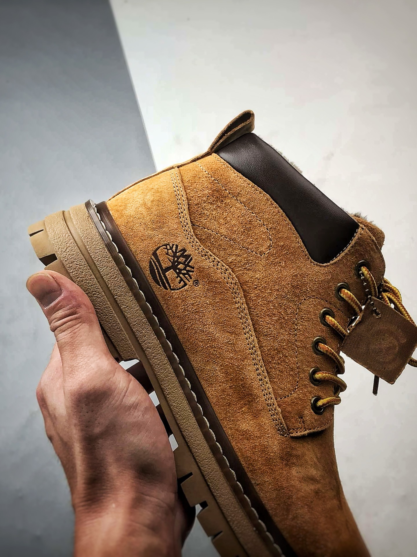 320 Timberland 添柏岚/天伯伦 秋冬新品 户外加绒休闲大黄靴 TB10069-1