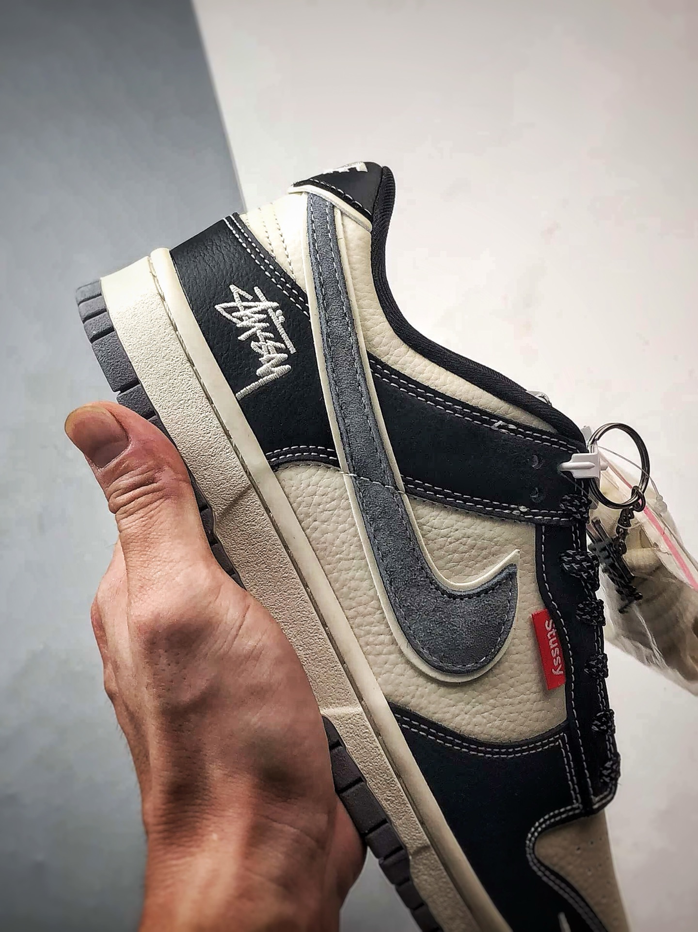 NK Dunk Low Retro ”DIY高端定制” 斯图西黑白灰钩 低帮休闲运动板鞋 DN3168-003