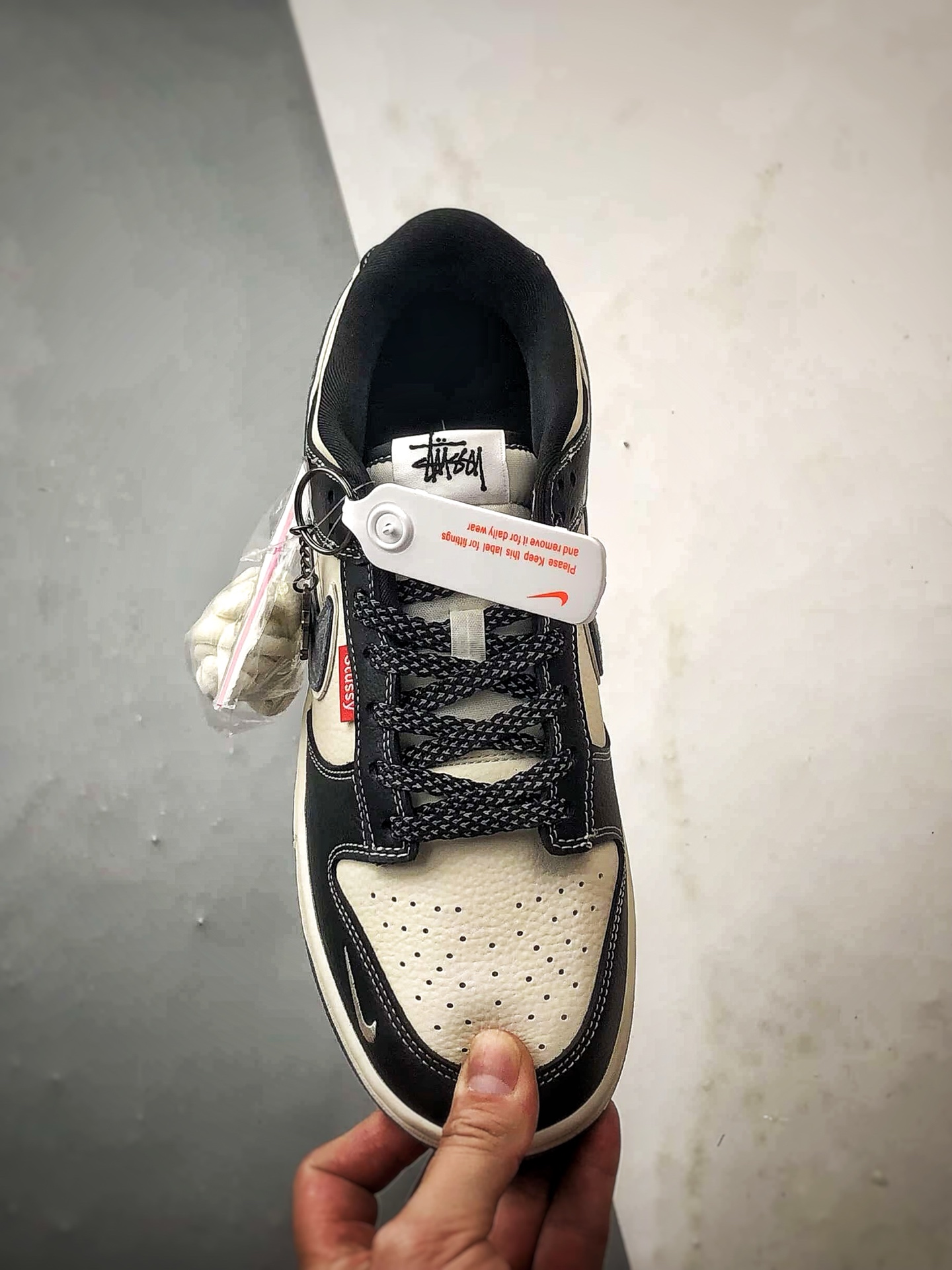 NK Dunk Low Retro ”DIY高端定制” 斯图西黑白灰钩 低帮休闲运动板鞋 DN3168-003