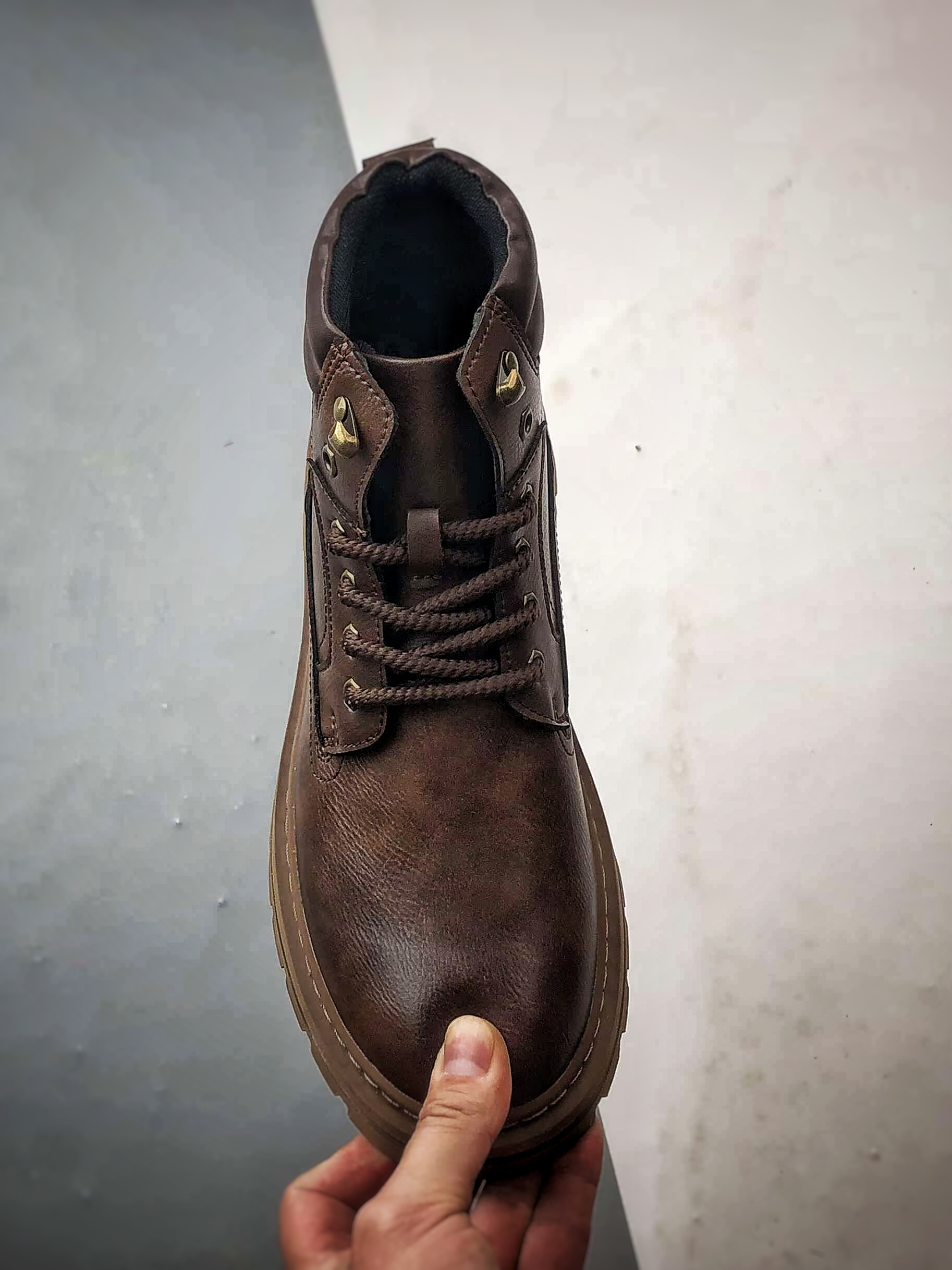 220 Timberland 天伯伦/添柏岚 2025秋冬 经典高帮休闲男鞋 TB99556