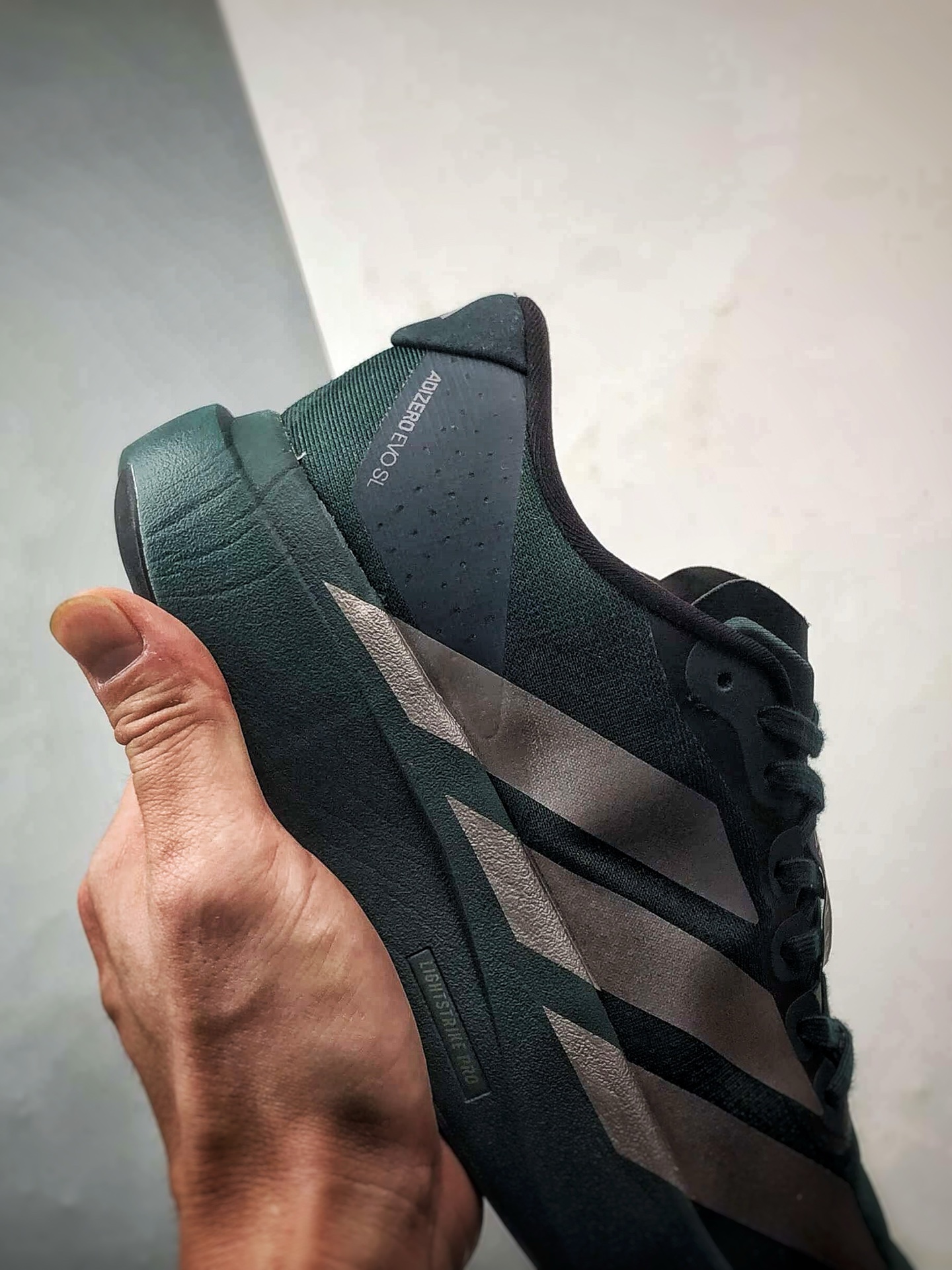 AD Adizero Evo SL 墨绿银 零度系列马拉松轻量竞速运动跑鞋 JQ4663