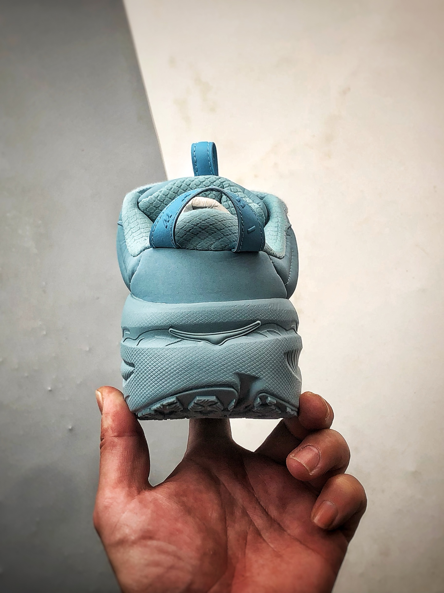 210 MARNI x Hoka One One Bondi B3LS 蓝色 跨界联名低帮户外越野面包跑步鞋 1170631-TORM