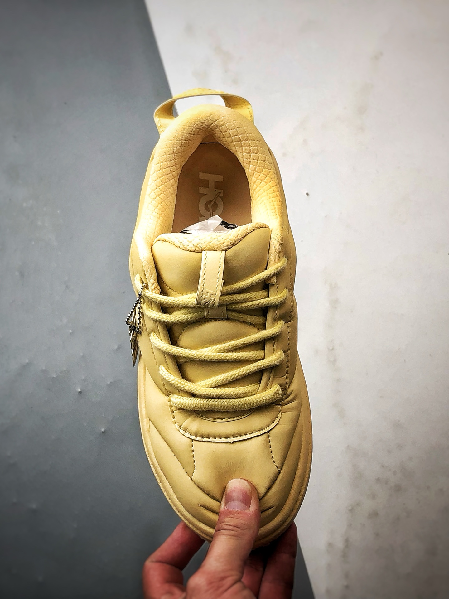 210 MARNI x Hoka One One Bondi B3LS 黄色 跨界联名低帮户外越野面包跑步鞋 1170631-STRW