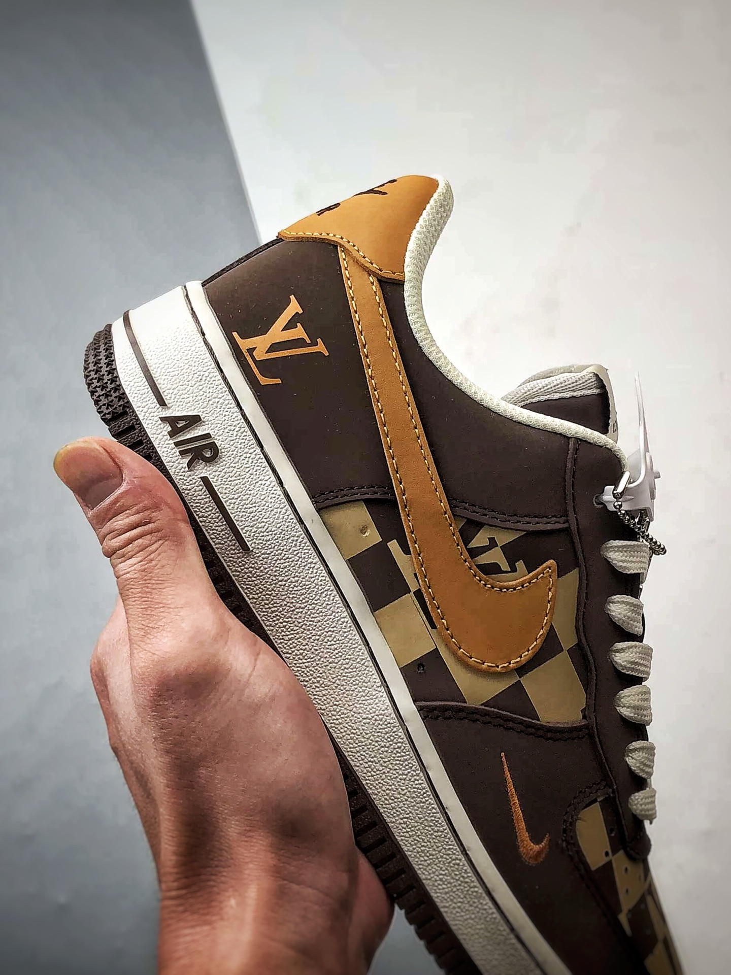 LV x Air Force 1 Low 咖棕焦糖格子 NH0601-576