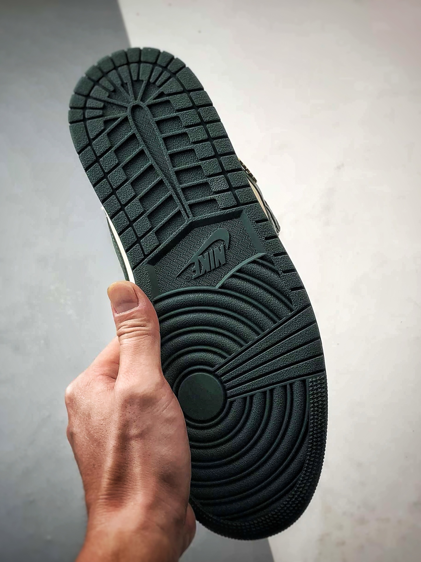 Air Jordan 1 Retro High 白绿 FD2596-101 Air Jordan 1 Retro High 白绿 FD2596-101