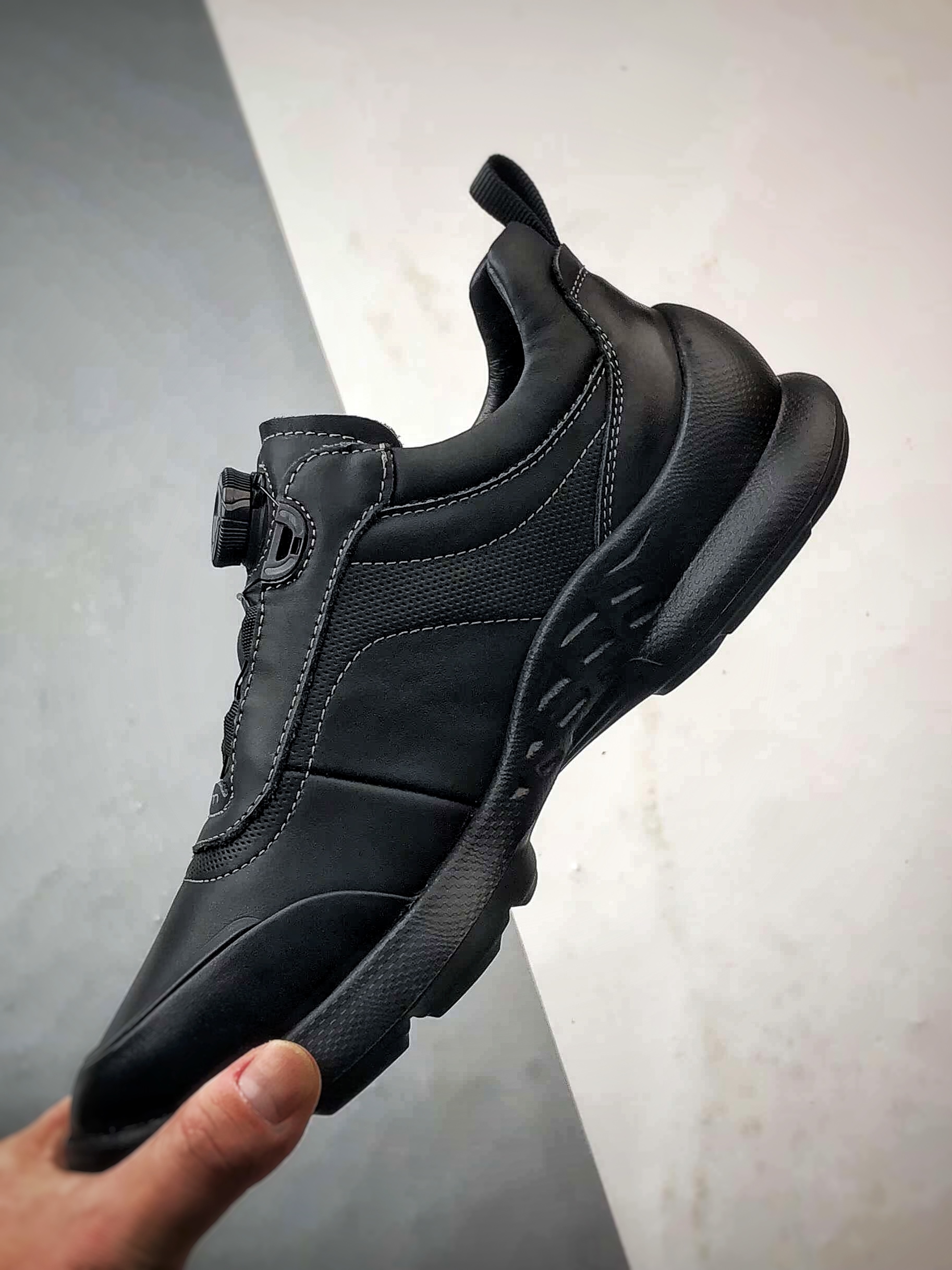 Ecco/爱步 健步BIOM系列 真皮BOA免系带百搭健身运动男鞋 800927-High Quatity Cheap Brand wholesale wholesaler seller Clothes Bags handbags Sneakers Top Fashion Clothing Shoes from China Factory Chinese suppliers best Quality Beautiful Price Ecco/爱步 健步BIOM系列 真皮BOA免系带百搭健身运动男鞋 800927