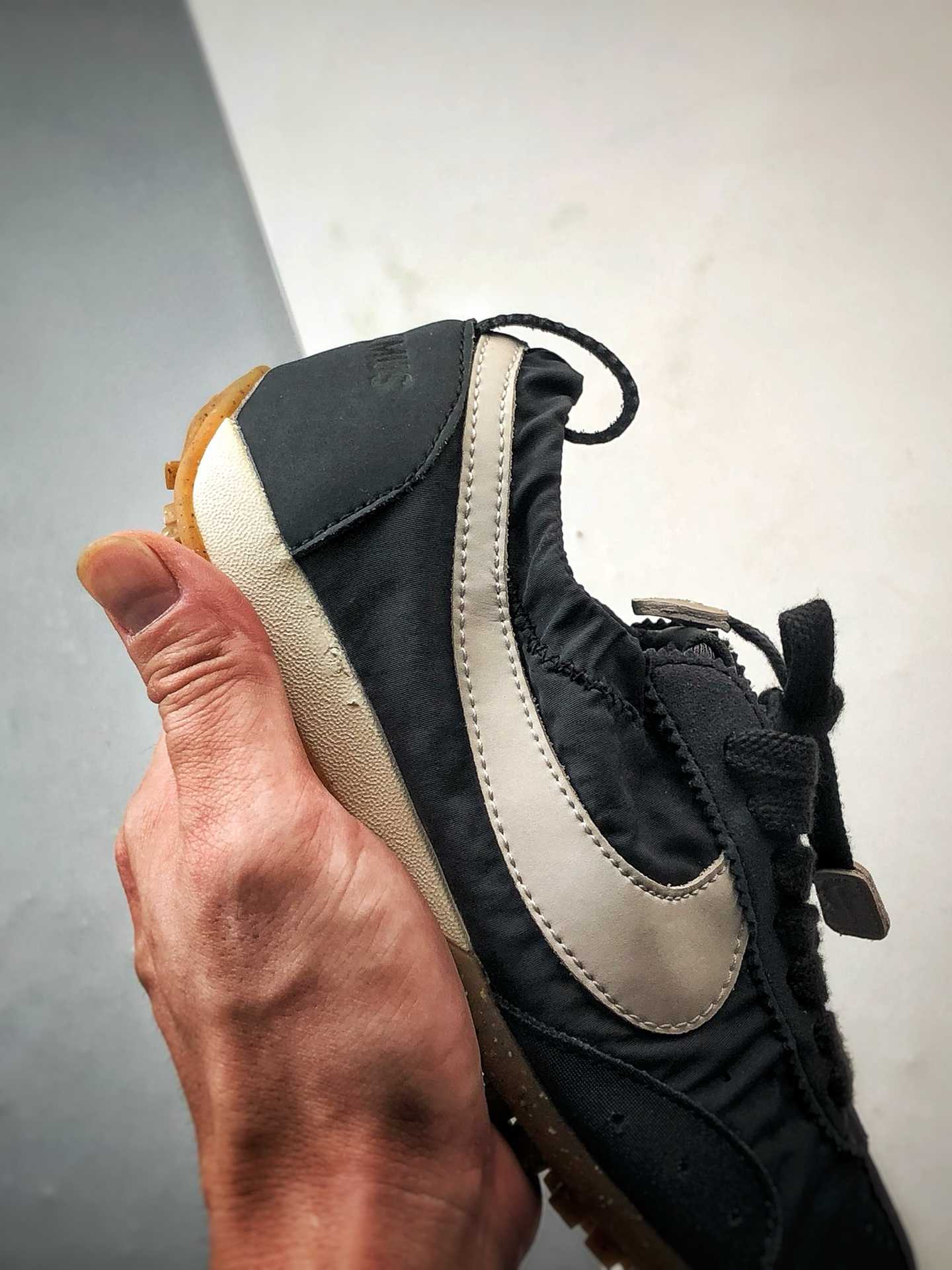 NK MoShoe x Jacquemus 黑色 联名尼龙复古柔软舒适薄底休闲鞋 HV8547-001