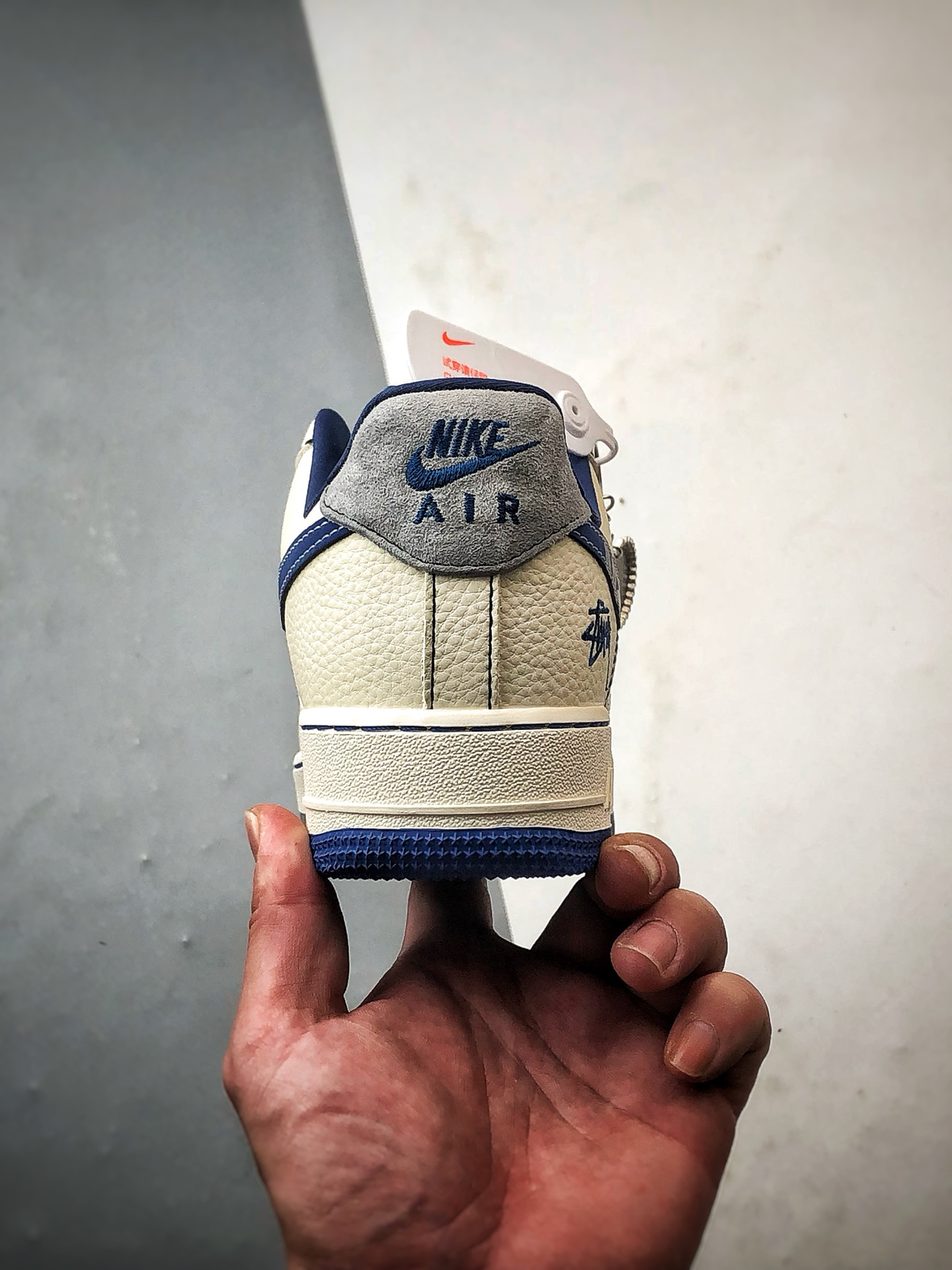 Stussy x Air Force 1 Low 米灰蓝 XL1979-123-High Quatity Cheap Brand wholesale wholesaler seller Clothes Bags handbags Sneakers Top Fashion Clothing Shoes from China Factory Chinese suppliers best Quality Beautiful Price Stussy x Air Force 1 Low 米灰蓝 XL1979-123