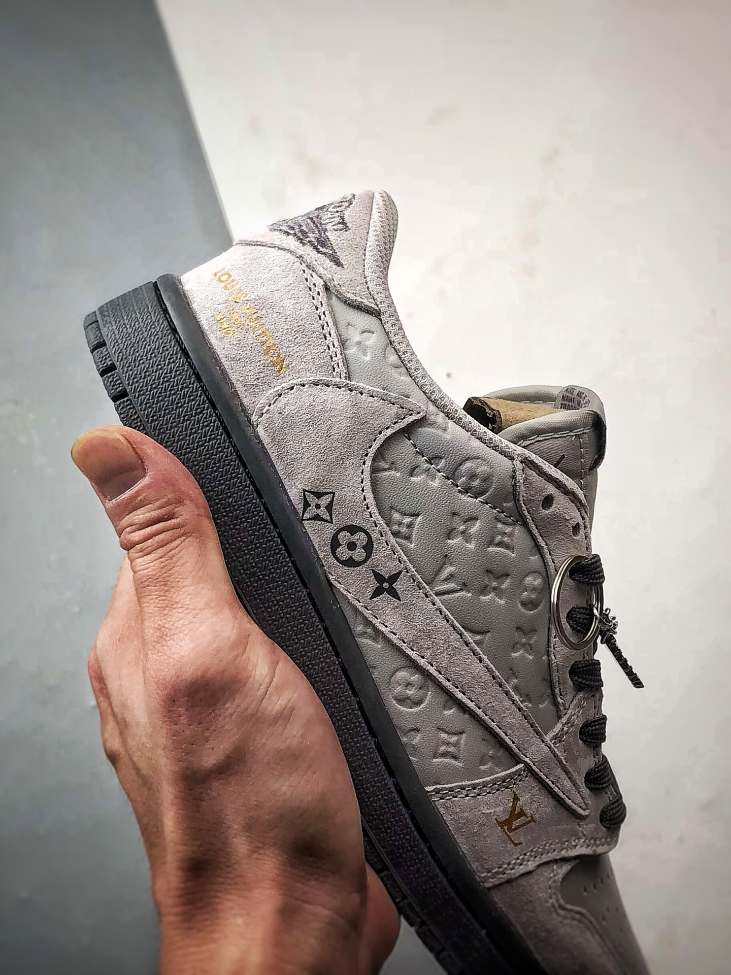 290 Air Jordan 1 Low ”高端定制” LV印花猪八黑灰倒钩 DZ5899-040