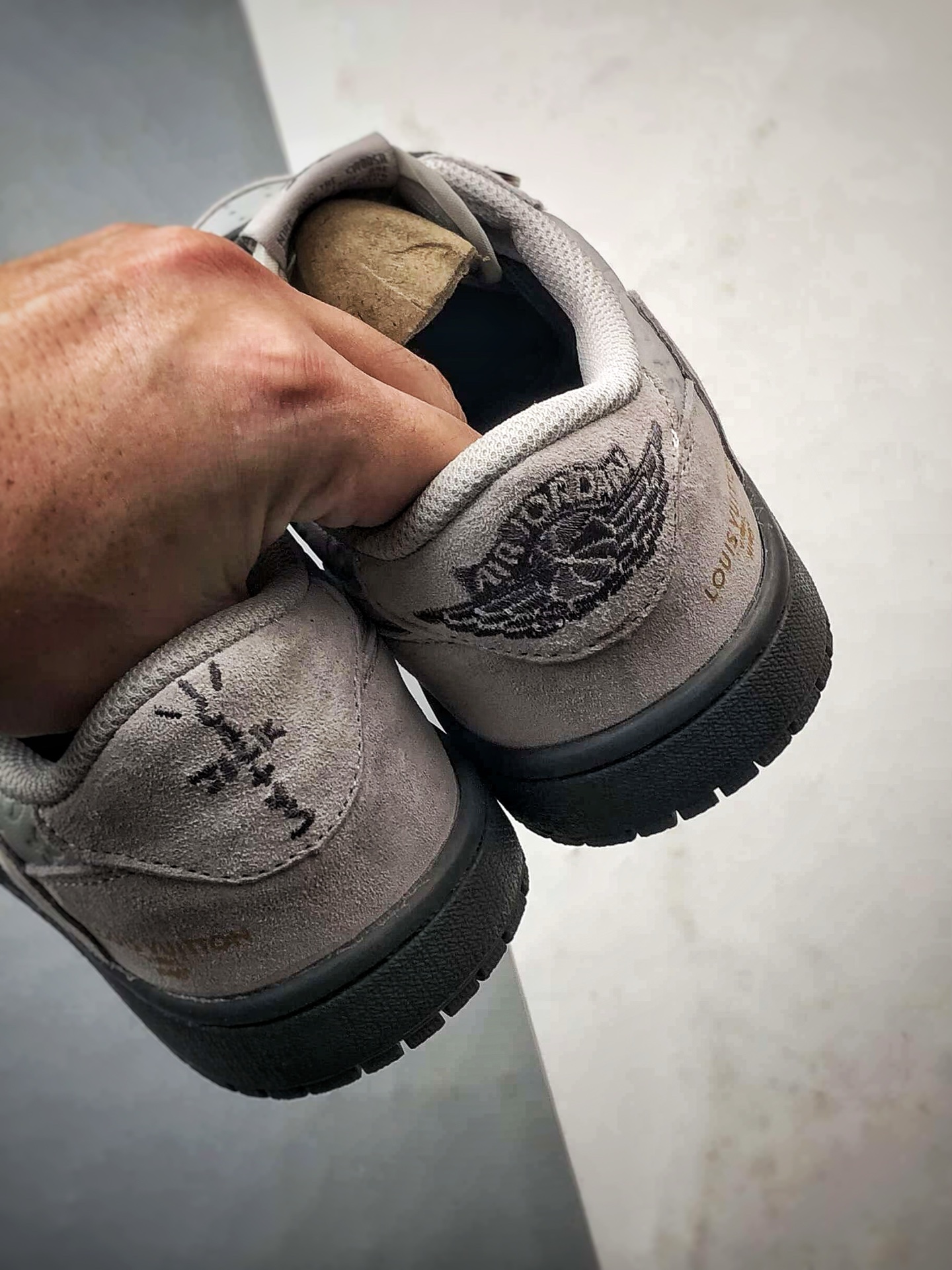 290 Air Jordan 1 Low ”高端定制” LV印花猪八黑灰倒钩 DZ5899-040