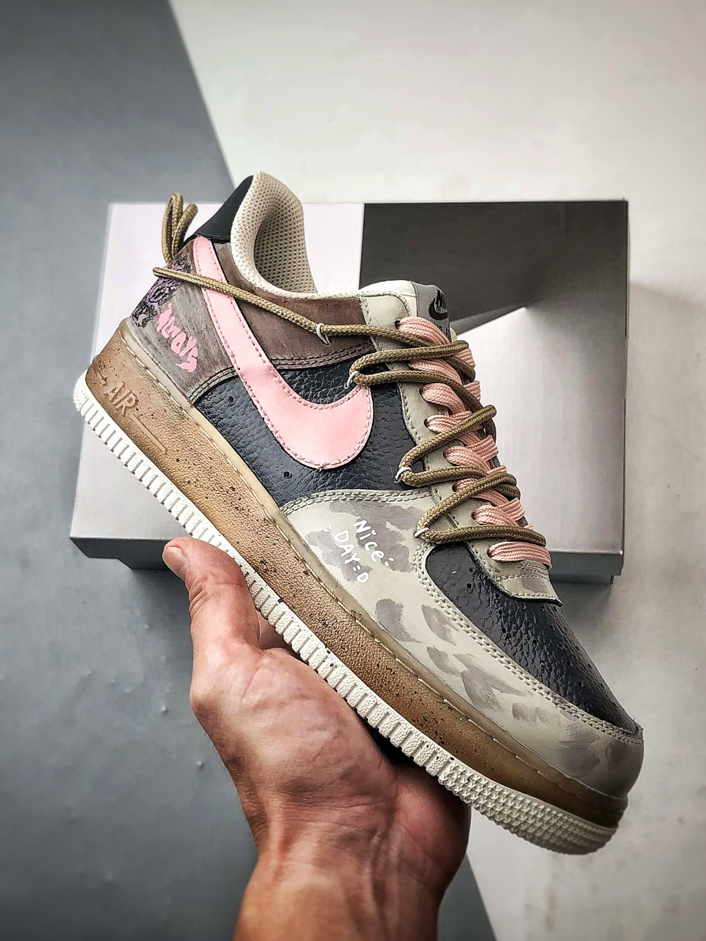 定制球鞋Air Force 1 Low 雾粉日记涂鸦解构 经典休闲运动板鞋 CW1188-680 定制球鞋Air Force 1 Low 雾粉日记涂鸦解构 经典休闲运动板鞋 CW1188-680