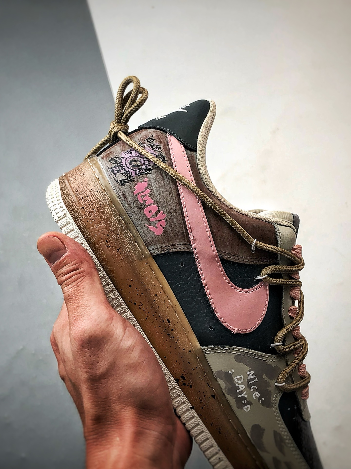 定制球鞋Air Force 1 Low 雾粉日记涂鸦解构 经典休闲运动板鞋 CW1188-680 定制球鞋Air Force 1 Low 雾粉日记涂鸦解构 经典休闲运动板鞋 CW1188-680