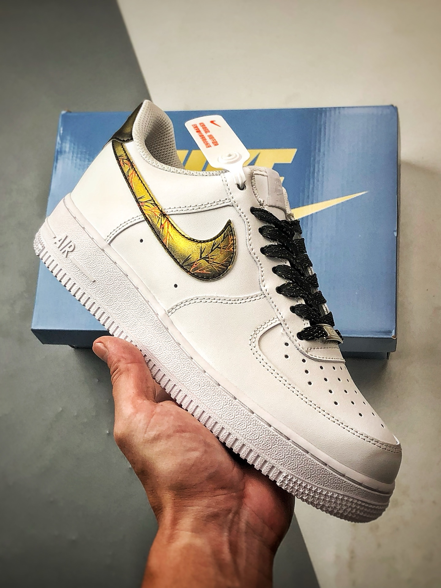 定制球鞋Air Force 1 Low 珐琅鎏金 白黑金 经典休闲运动板鞋 ZH0316-147