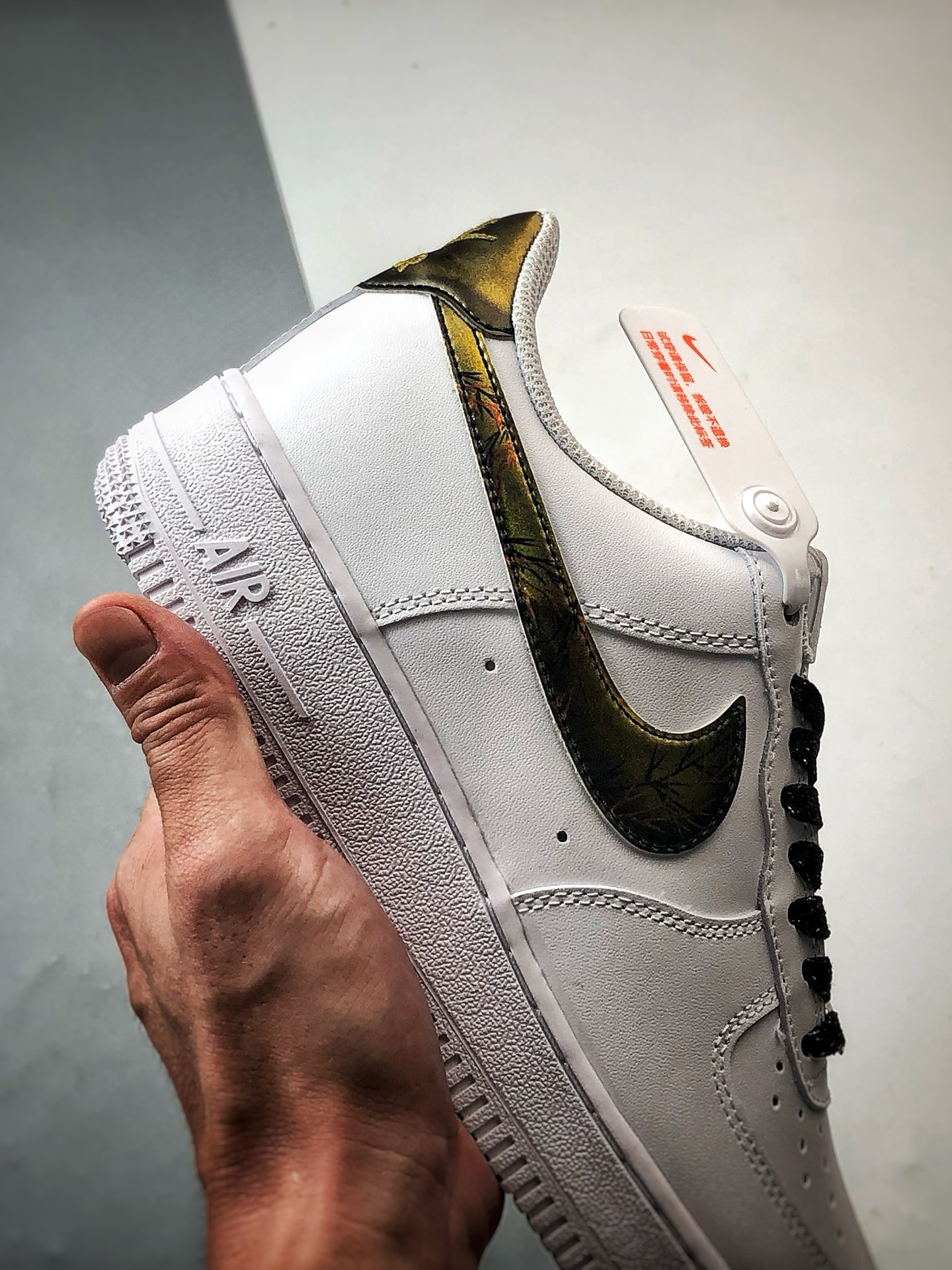 定制球鞋Air Force 1 Low 珐琅鎏金 白黑金 经典休闲运动板鞋 ZH0316-147