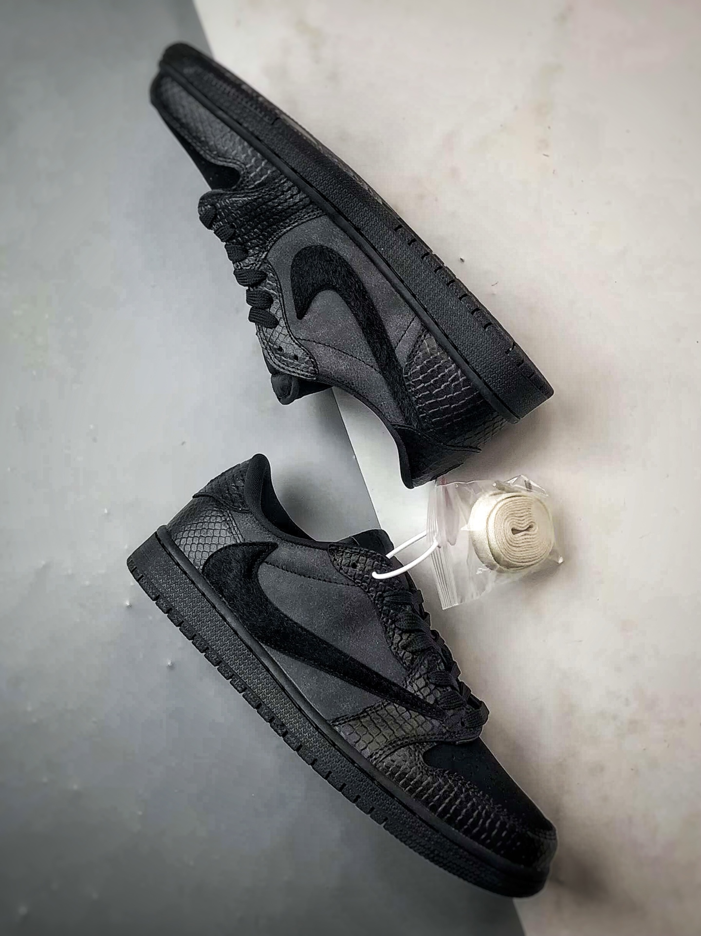 Air Jordan 1 Low ”高端定制” 科比蛇纹黑马毛倒钩 LD2028-039