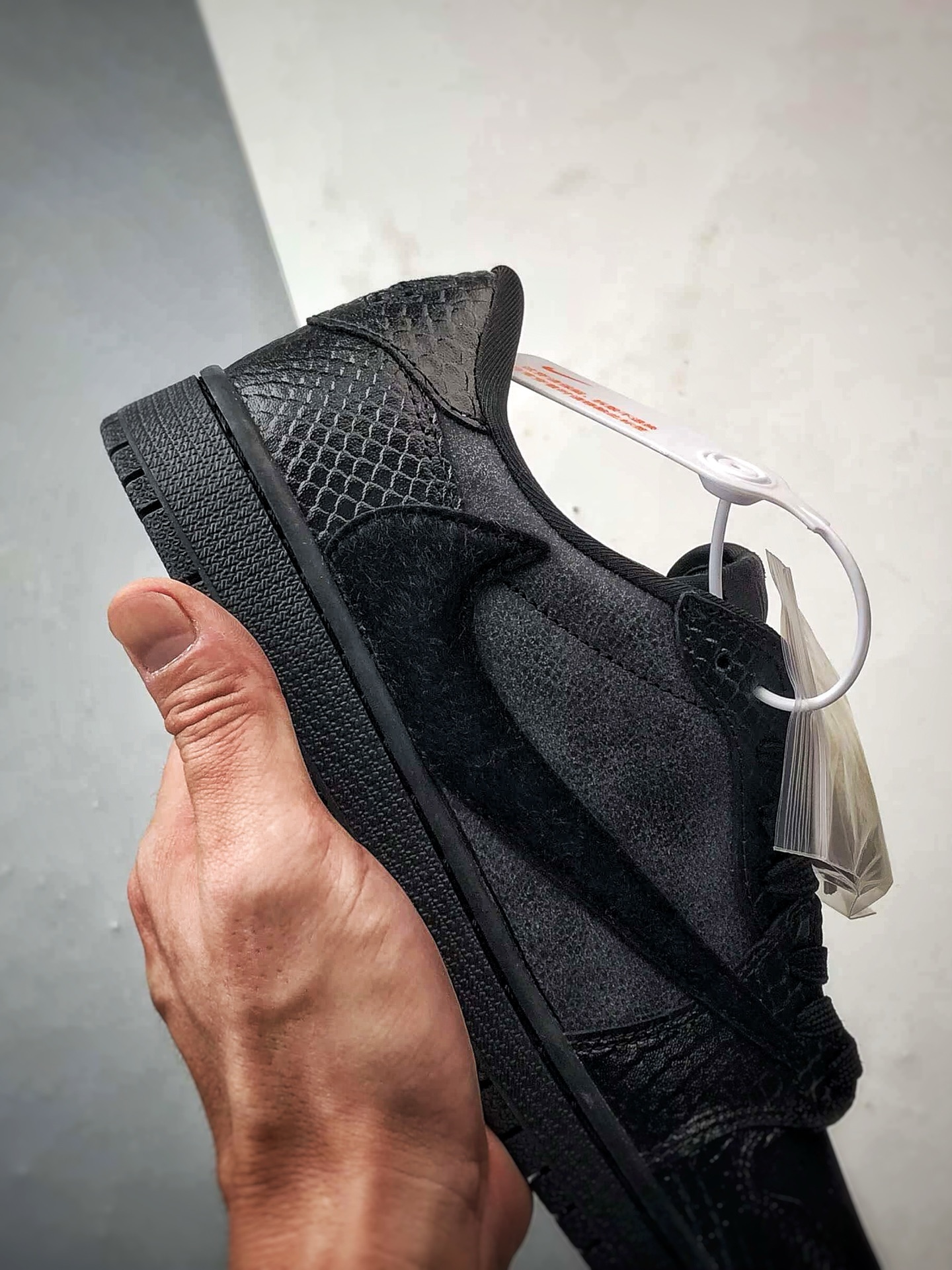 Air Jordan 1 Low ”高端定制” 科比蛇纹黑马毛倒钩 LD2028-039