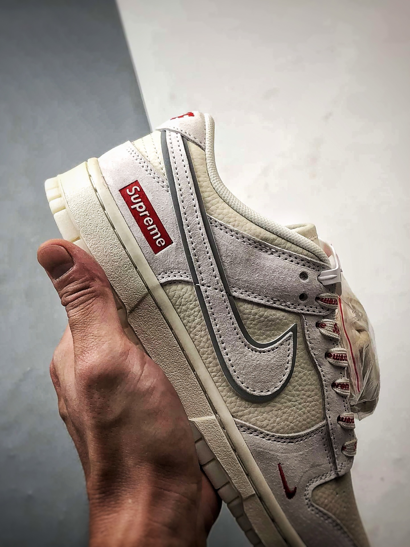 NK Dunk Low Retro ”DIY高端定制” Sup米灰红 低帮休闲运动板鞋 DN3168-007