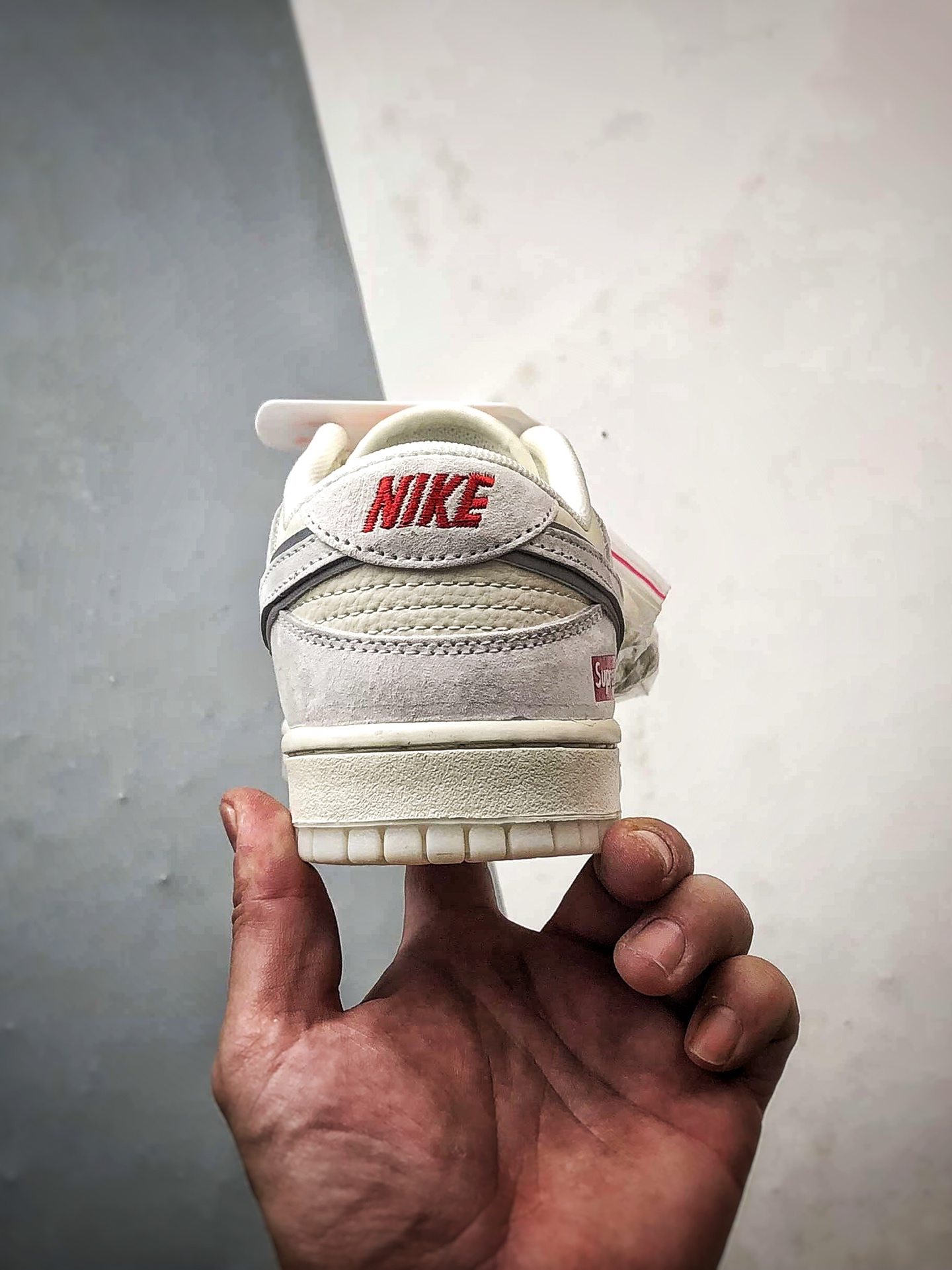 NK Dunk Low Retro ”DIY高端定制” Sup米灰红 低帮休闲运动板鞋 DN3168-007