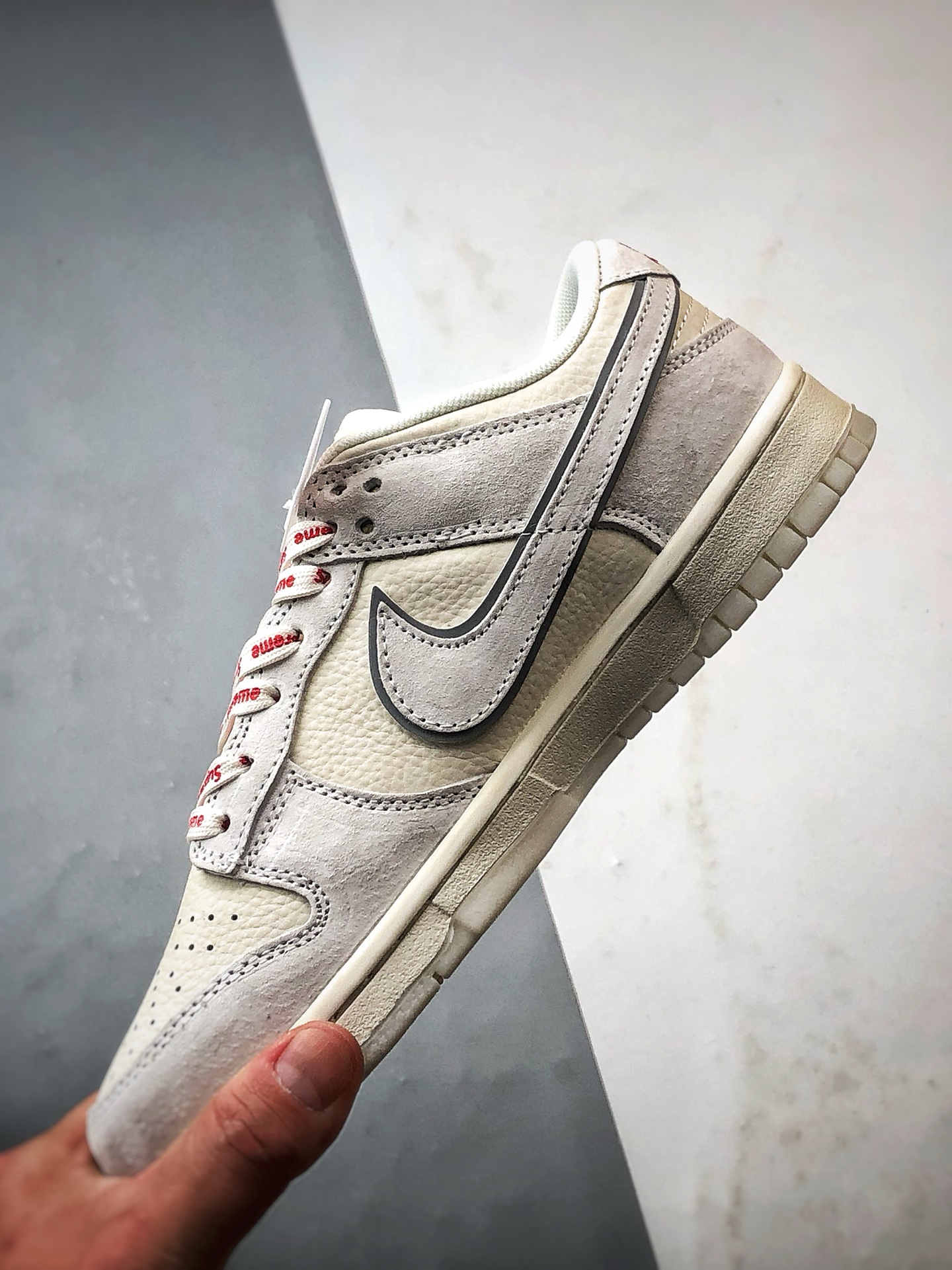 NK Dunk Low Retro ”DIY高端定制” Sup米灰红 低帮休闲运动板鞋 DN3168-007