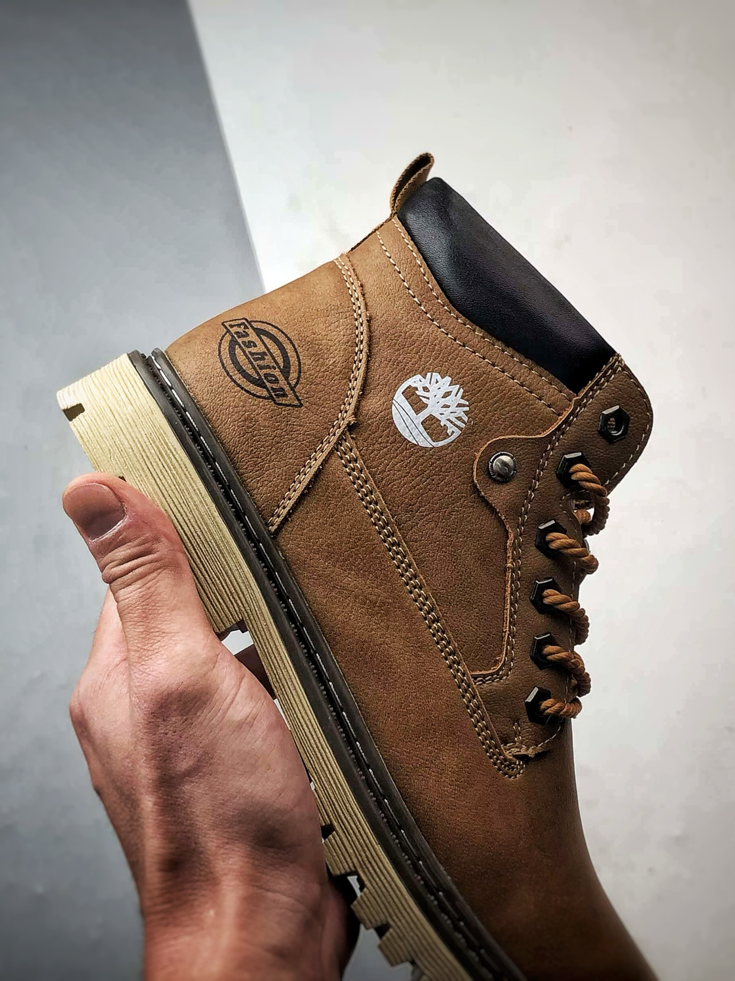 Timberland 天伯伦/添柏岚 2025秋冬款 经典款高帮工装靴 TB99156