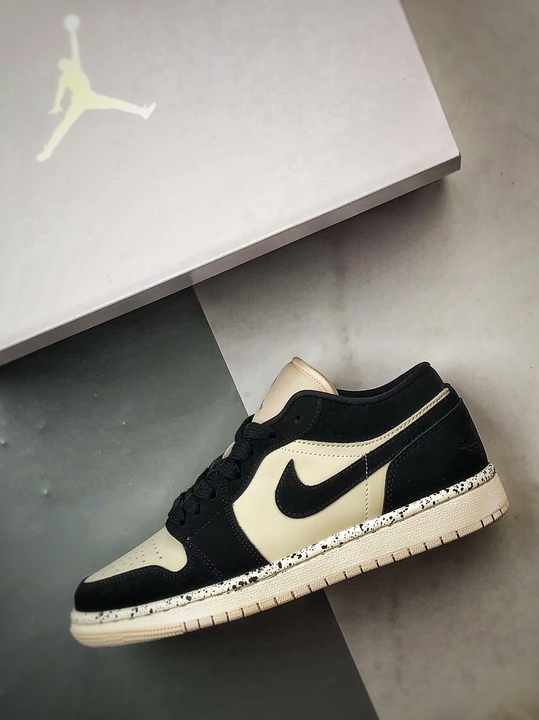 200 Air Jordan 1 Low 奶茶粉 DC0774-003