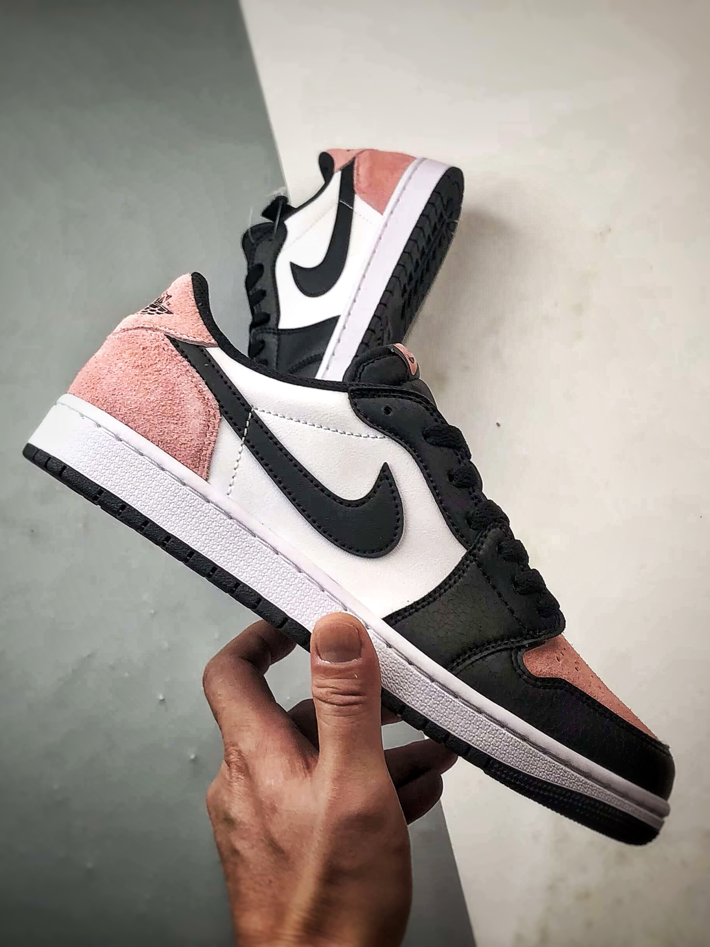 Air Jordan 1 Retro Low 黑粉色 CZ0790-061 Air Jordan 1 Retro Low 黑粉色 CZ0790-061