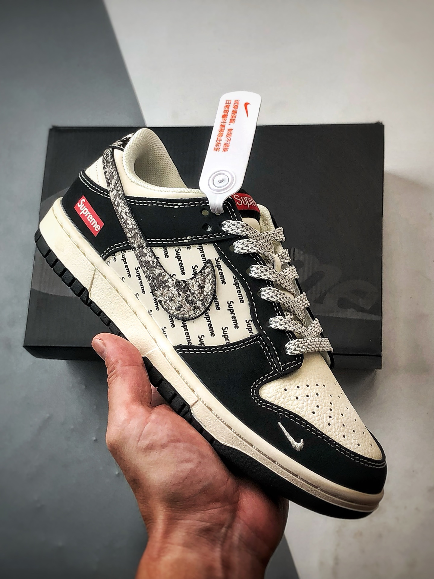 NK Dunk Low Retro ”DIY高端定制” Sup印字米黑蛇纹钩 低帮休闲运动板鞋 XS6089-624 NK Dunk Low Retro ”DIY高端定制” Sup印字米黑蛇纹钩 低帮休闲运动板鞋 XS6089-624