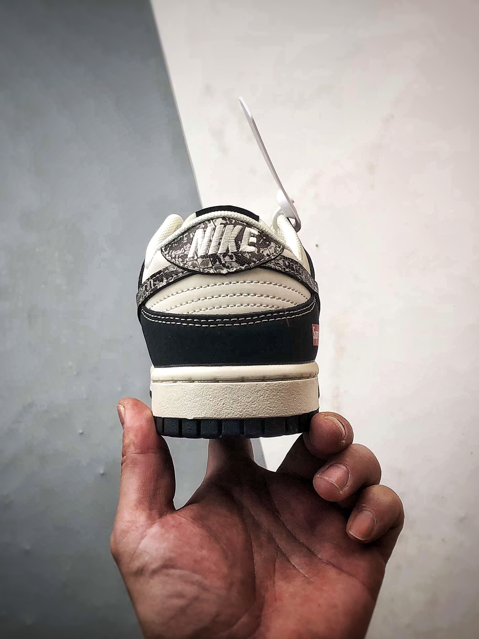 NK Dunk Low Retro ”DIY高端定制” Sup印字米黑蛇纹钩 低帮休闲运动板鞋 XS6089-624 NK Dunk Low Retro ”DIY高端定制” Sup印字米黑蛇纹钩 低帮休闲运动板鞋 XS6089-624