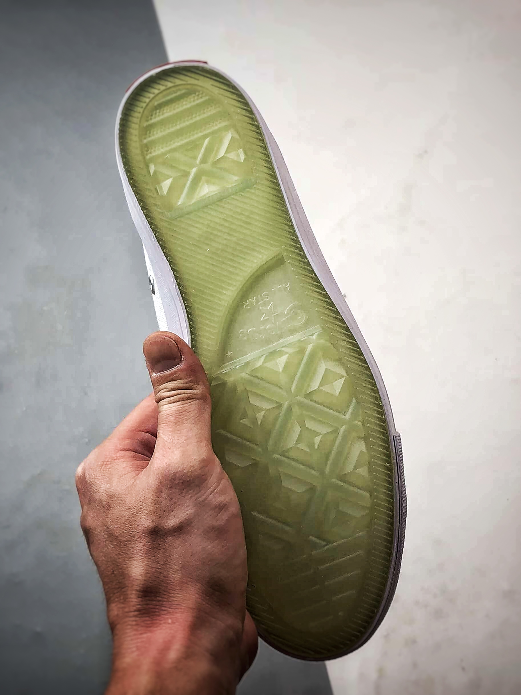 Converse x Coca-Cola 白色 匡威可口可乐全新联名高帮帆布鞋 A18434C