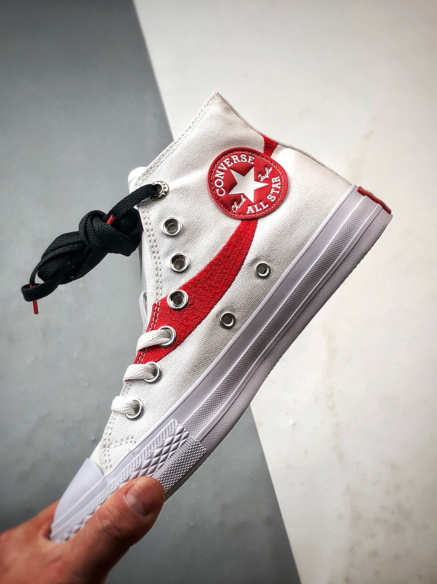 Converse x Coca-Cola 白色 匡威可口可乐全新联名高帮帆布鞋 A18434C