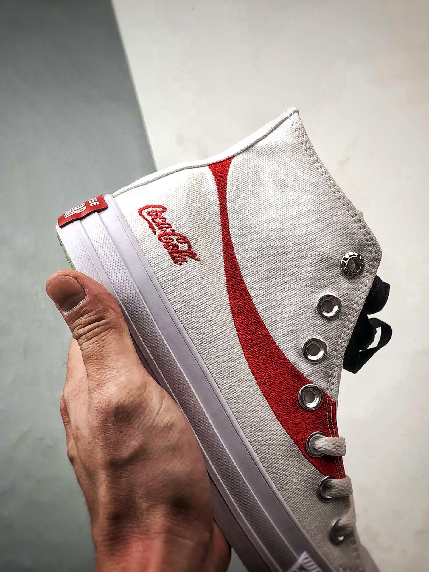 Converse x Coca-Cola 白色 匡威可口可乐全新联名高帮帆布鞋 A18434C