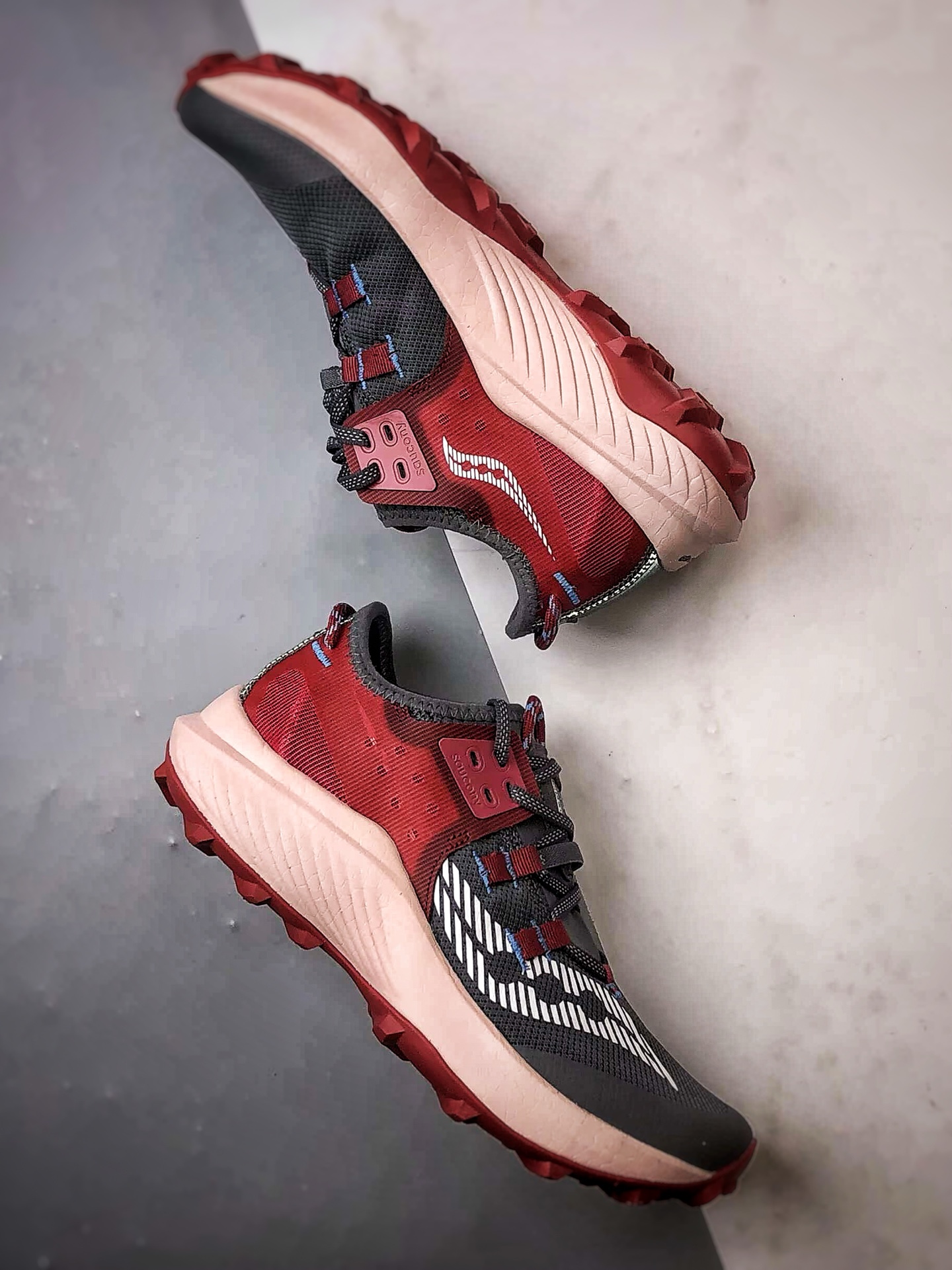 Saucony Endorphin Rift 酒红灰 咖翼碳板舒适缓震户外越野跑鞋