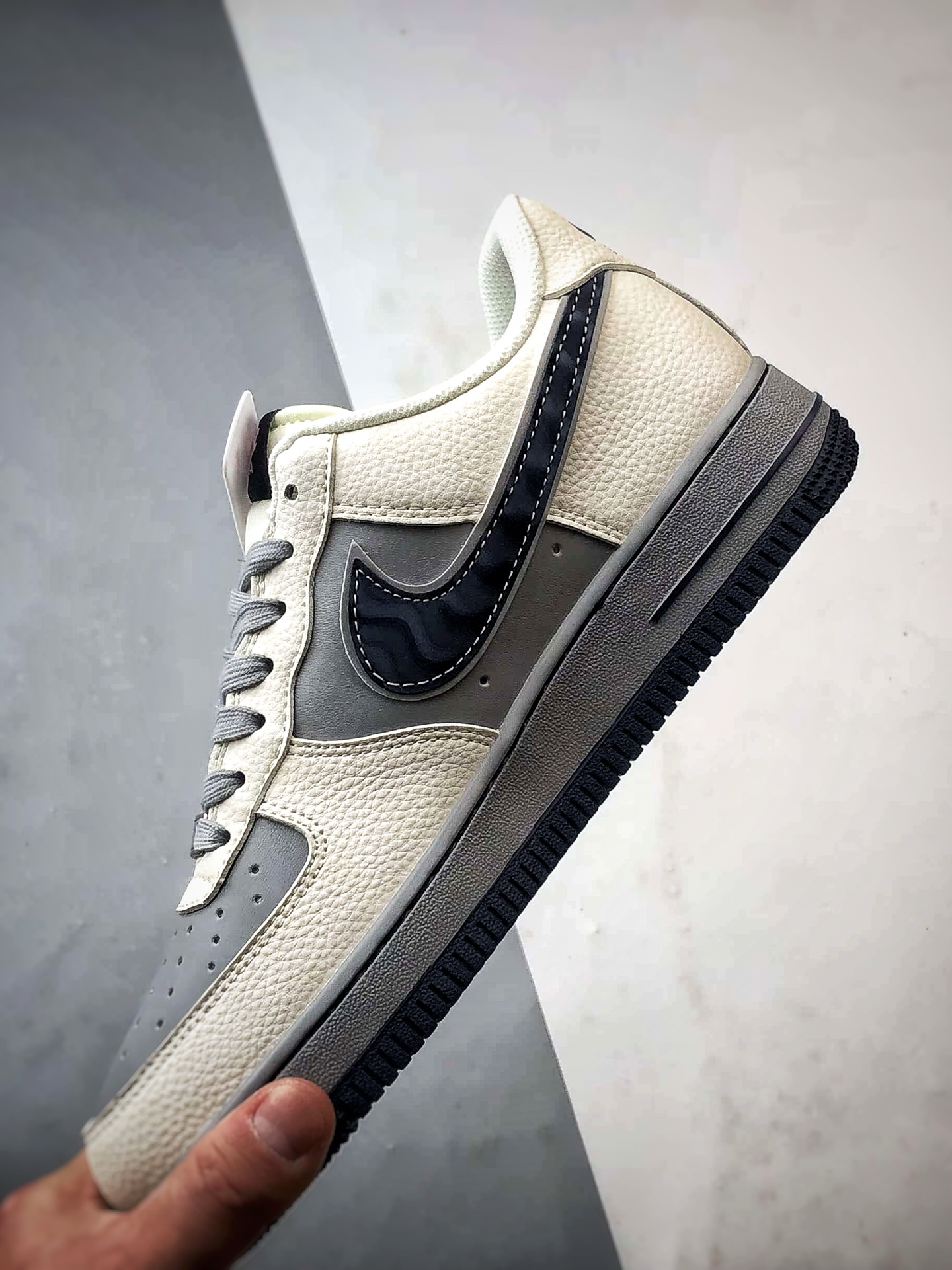 Bape x Air Force 1 Low 米灰藏蓝 SM6668-111