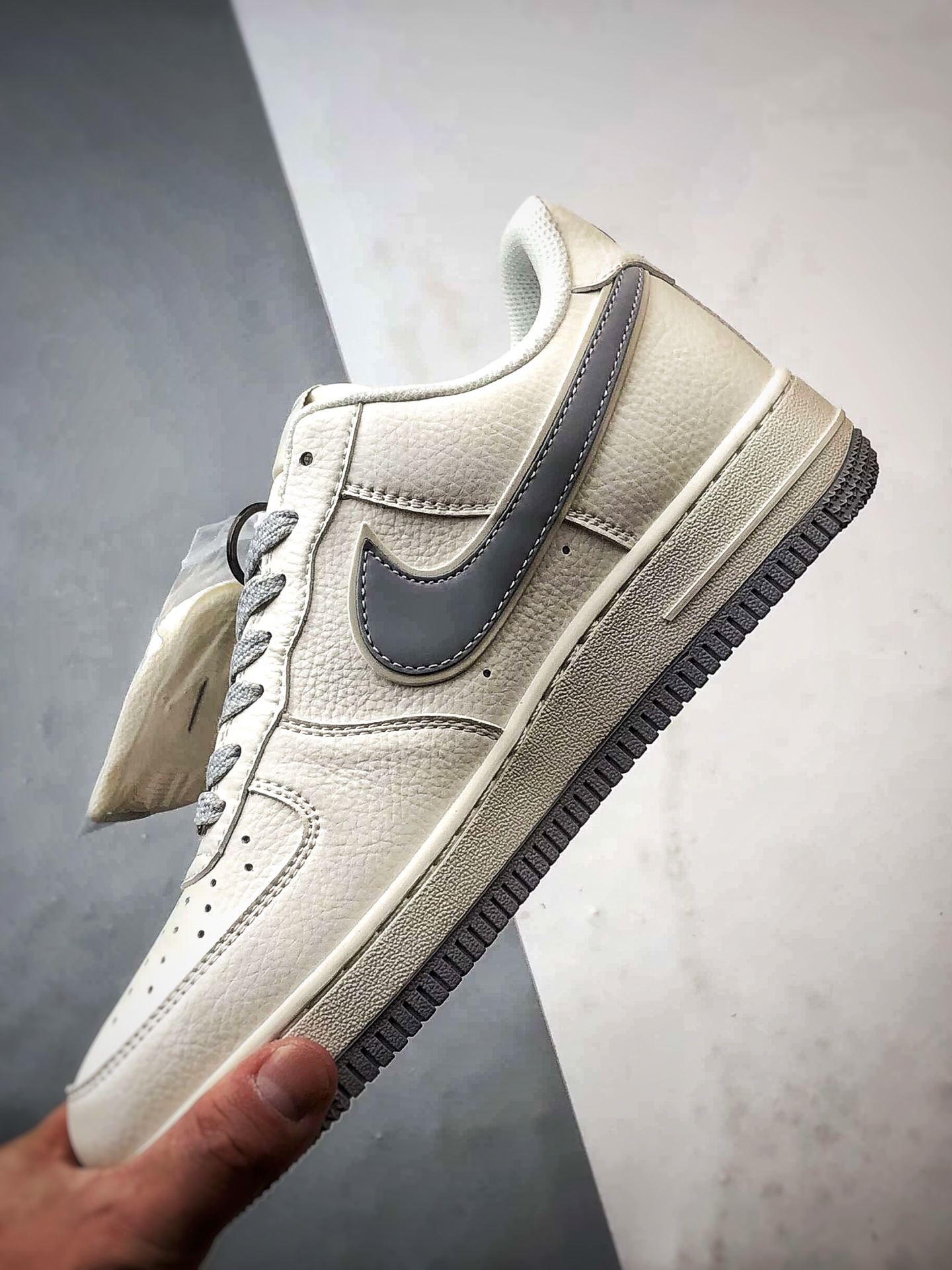 Air Force 1 '07 Low 白灰反光钩 CS5288-042