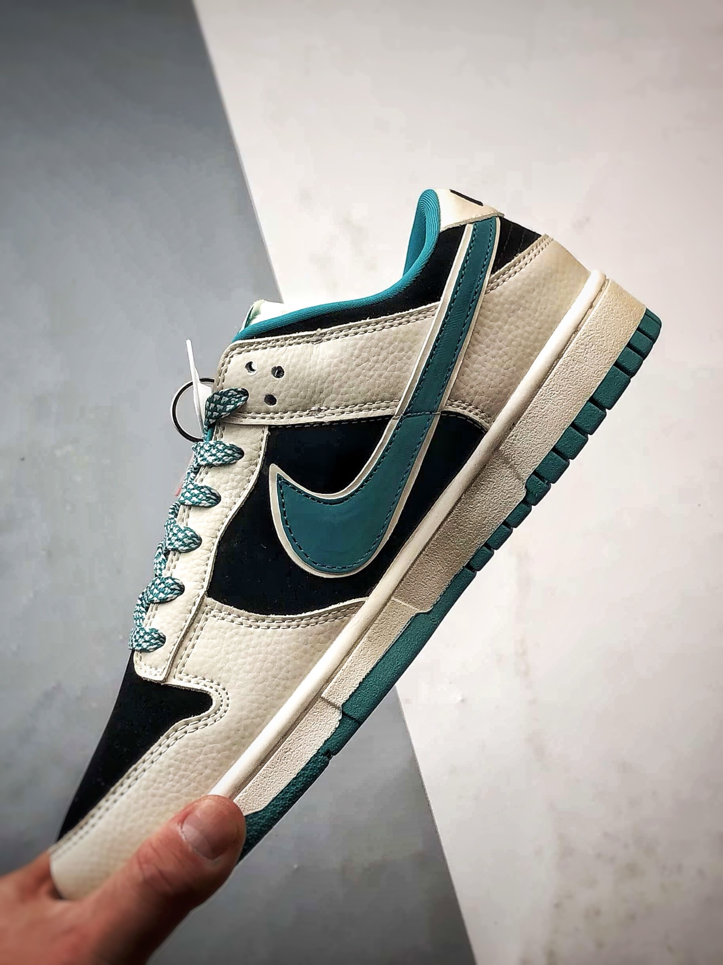 NK Dunk Low Retro ”DIY高端定制” Sup黑白绿 低帮休闲运动板鞋 SJ8888-004 NK Dunk Low Retro ”DIY高端定制” Sup黑白绿 低帮休闲运动板鞋 SJ8888-004