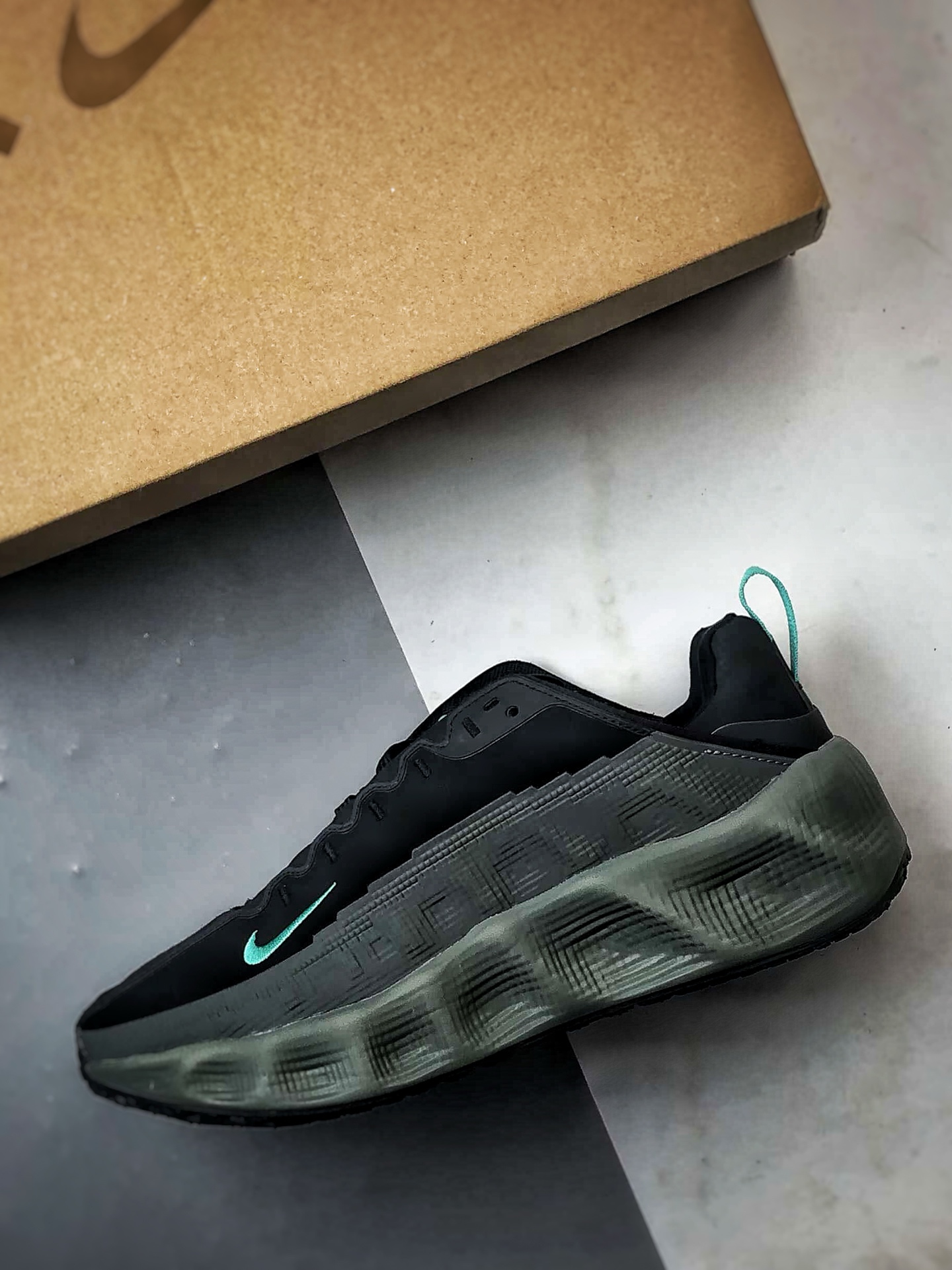 NK Ava Rover 黑绿 舒适百搭低帮复古运动鞋 NK Ava Rover 黑绿 舒适百搭低帮复古运动鞋