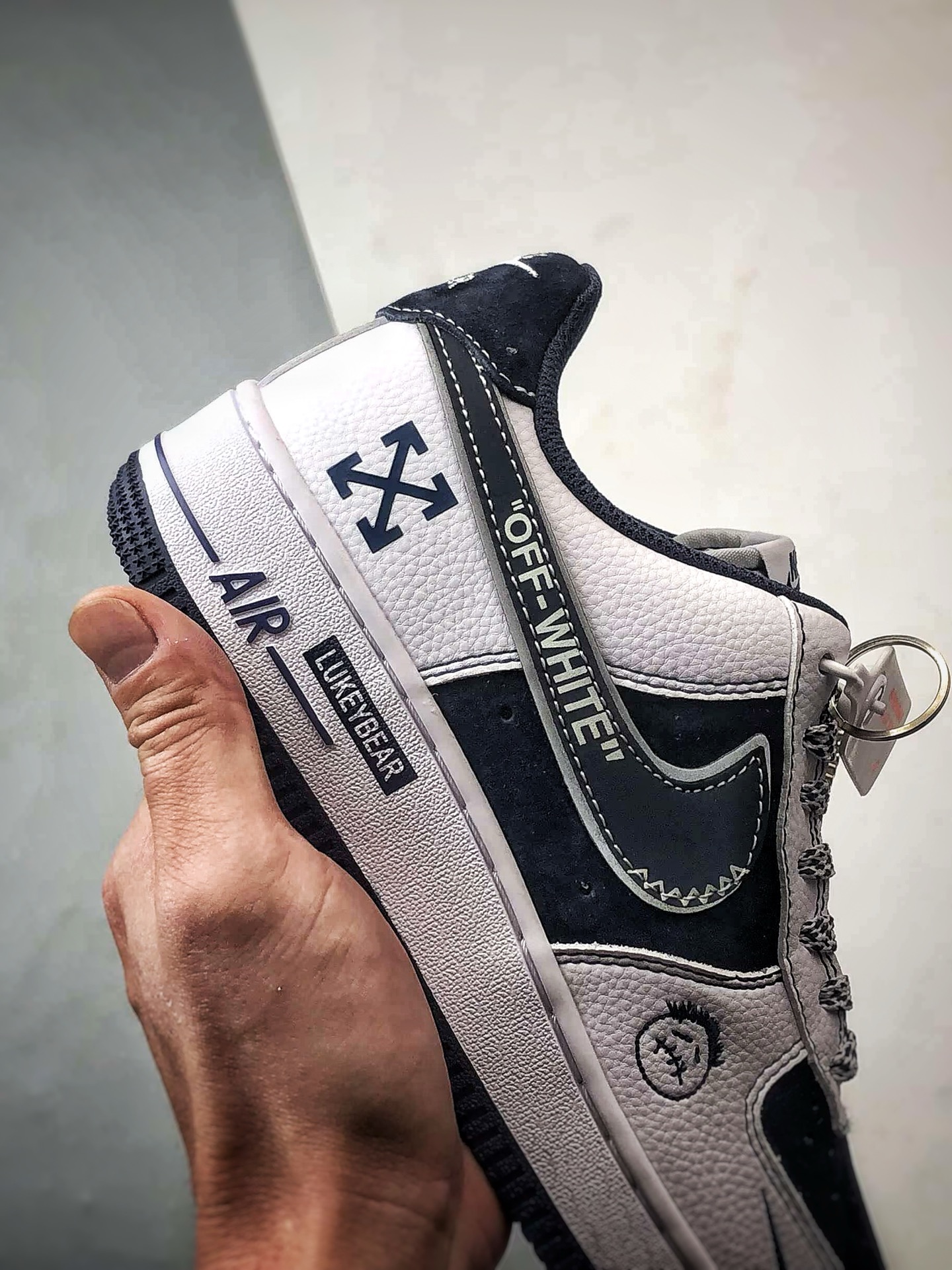 OW x Air Force 1 Low 白深蓝 HV5999-002 OW x Air Force 1 Low 白深蓝 HV5999-002