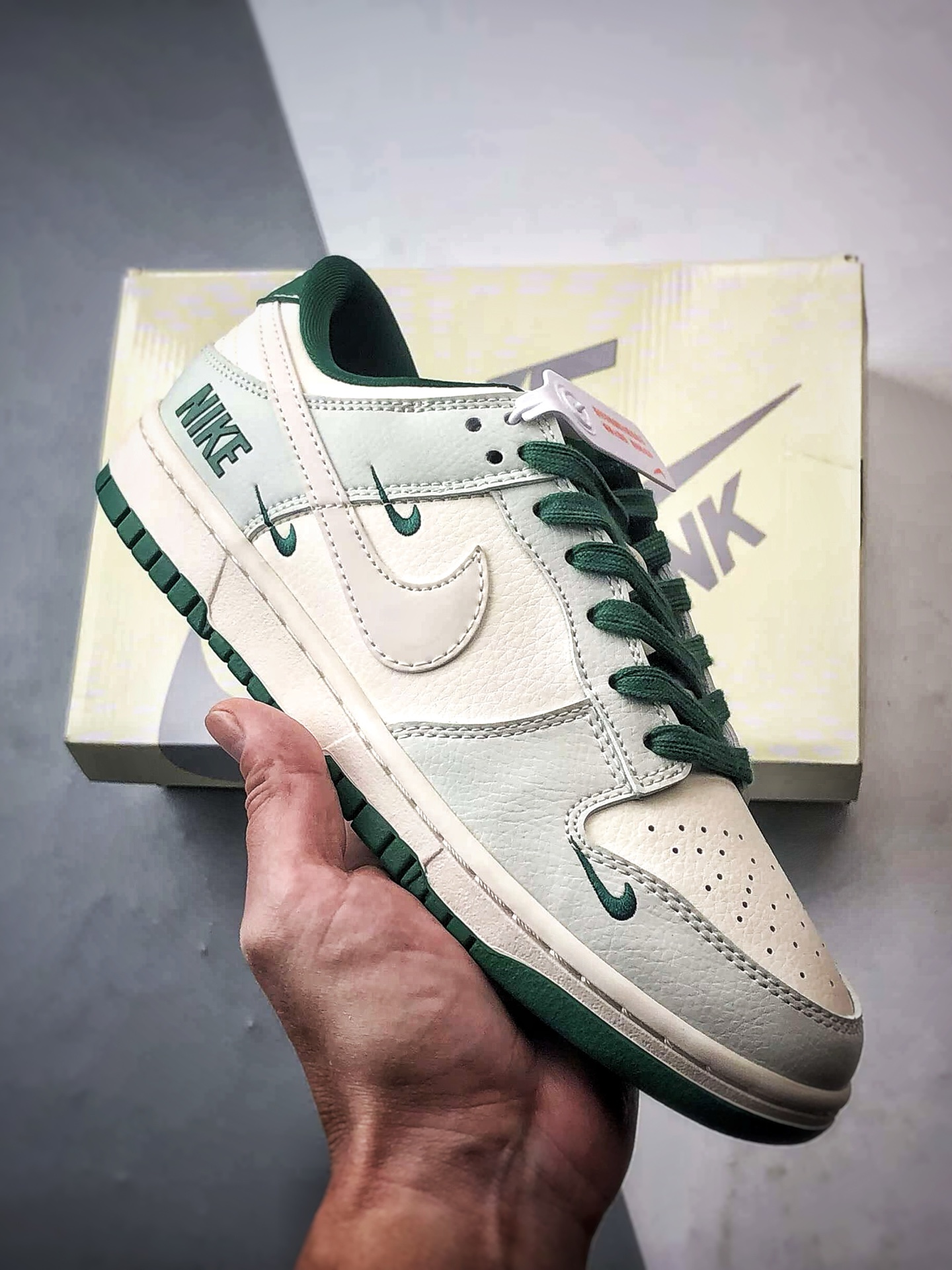 NK Dunk Low Retro ”DIY高端定制” NK米白绿三小钩 低帮休闲运动板鞋 JP1628-063