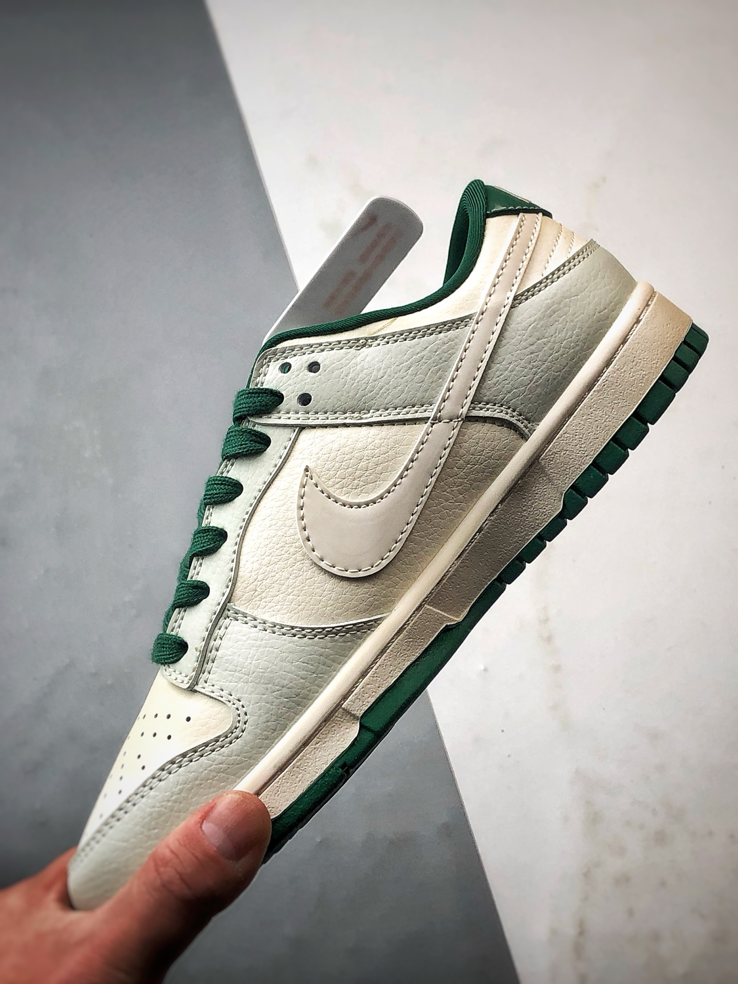 NK Dunk Low Retro ”DIY高端定制” NK米白绿三小钩 低帮休闲运动板鞋 JP1628-063