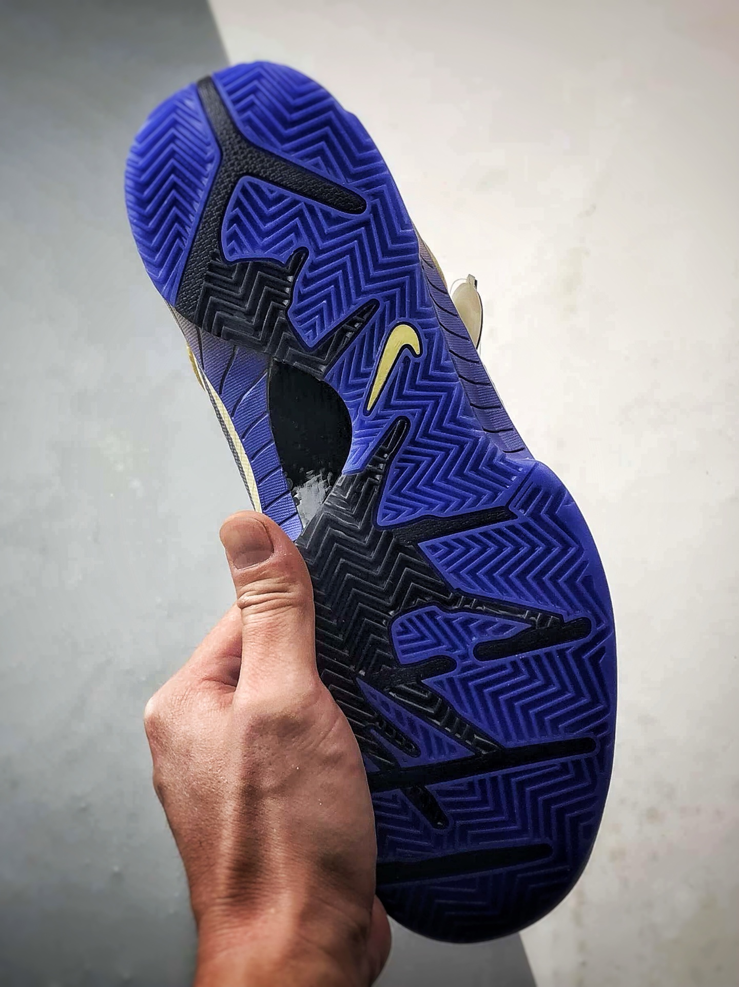 NK Zoom Kobe 4 protro 灭世纯原科比4代 巴萨联名金黑紫 IM2532-701