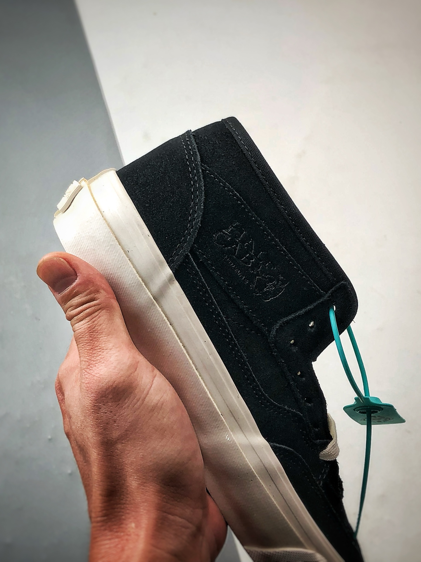 JJJJound x Vans Skate Half Cab 黑色 联名款美式复古休闲中帮滑板鞋 VN000S86BLA JJJJound x Vans Skate Half Cab 黑色 联名款美式复古休闲中帮滑板鞋 VN000S86BLA