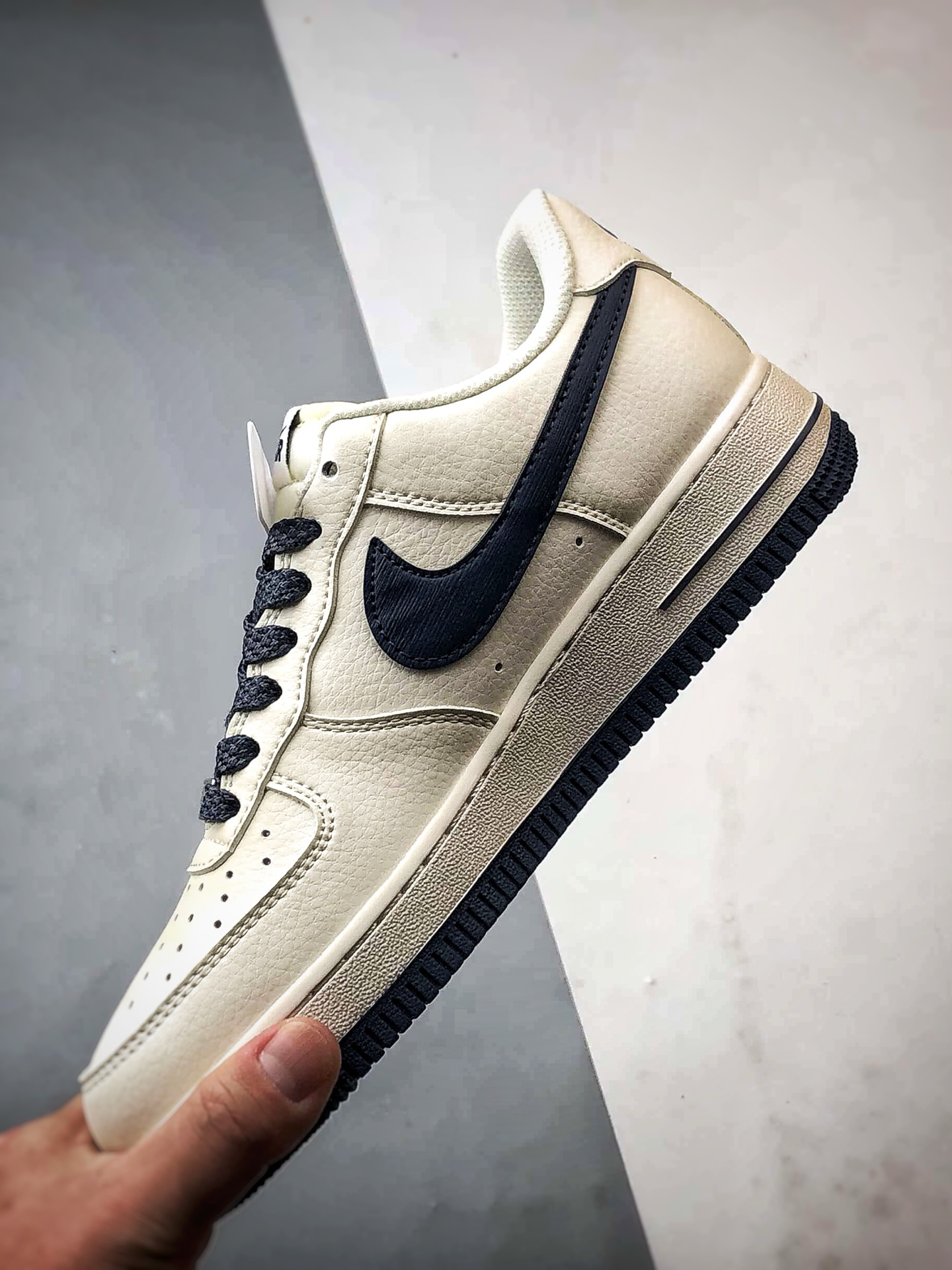 Air Force 1 '07 Low 米白藏蓝 SM6668-122 Air Force 1 '07 Low 米白藏蓝 SM6668-122