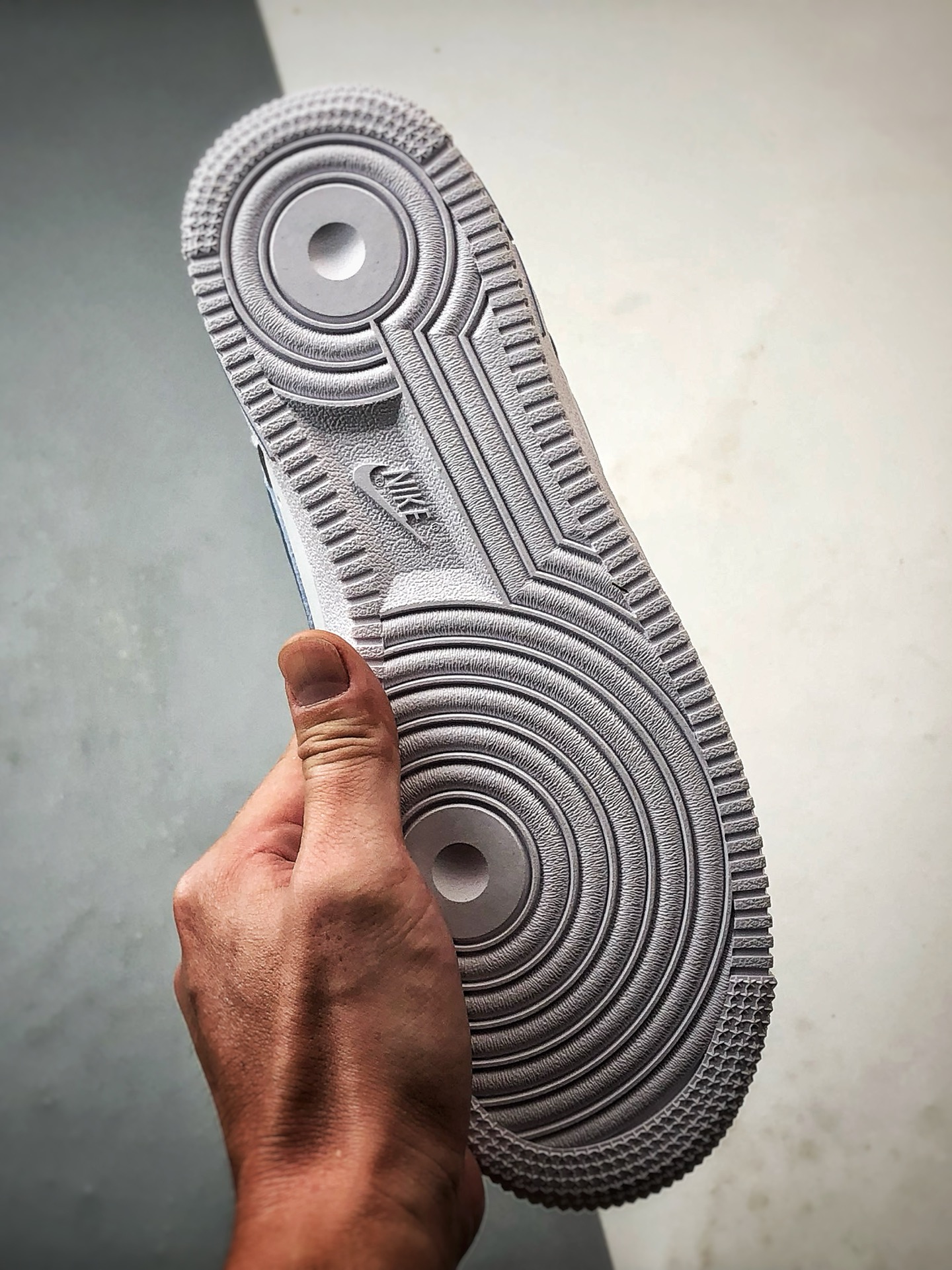 定制球鞋Air Force 1 Low 亲密制造 白灰蓝 经典休闲运动板鞋 ZH0316-137